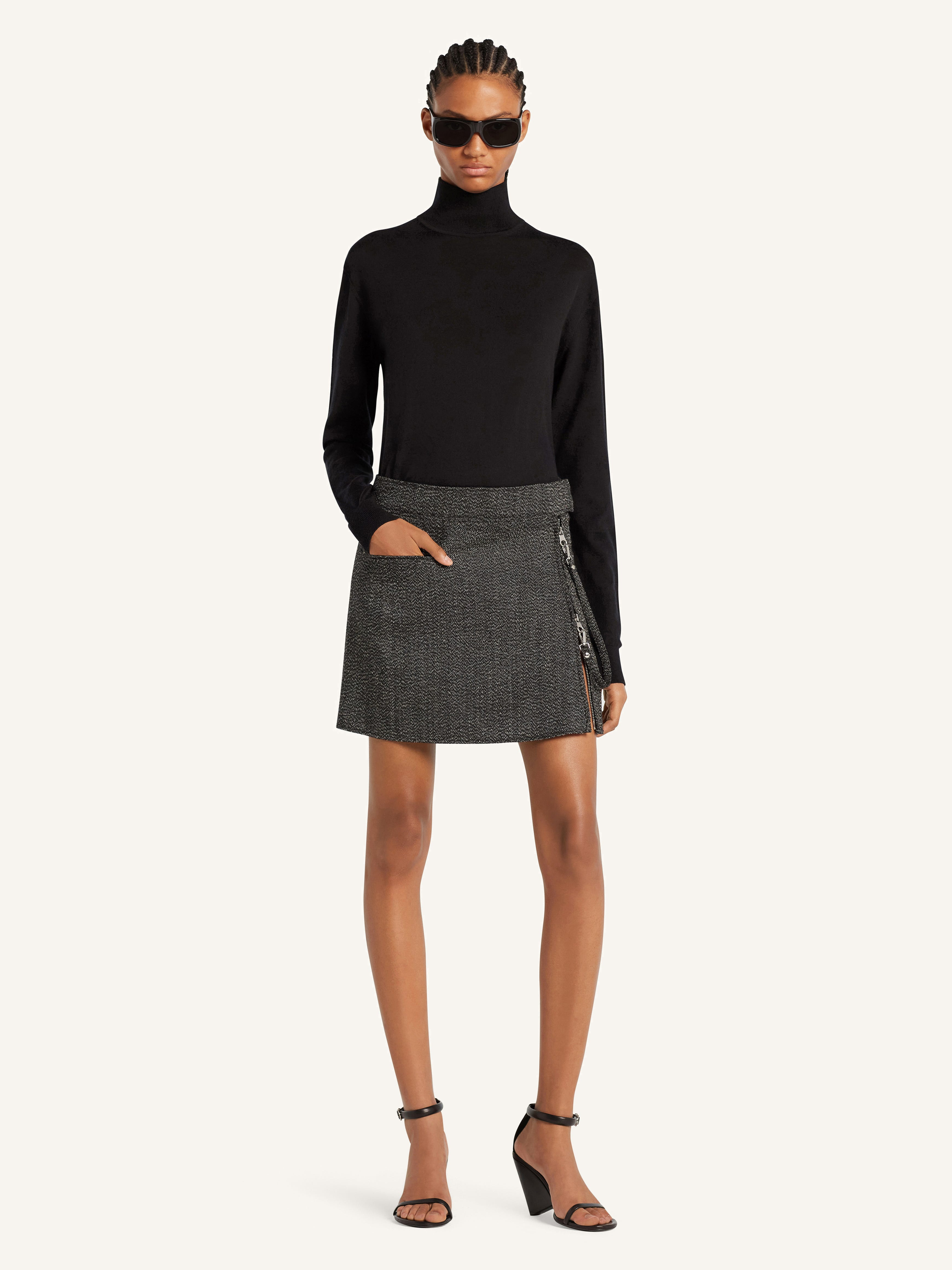 ZIPPED CAVIAR MINI SKIRT - 2