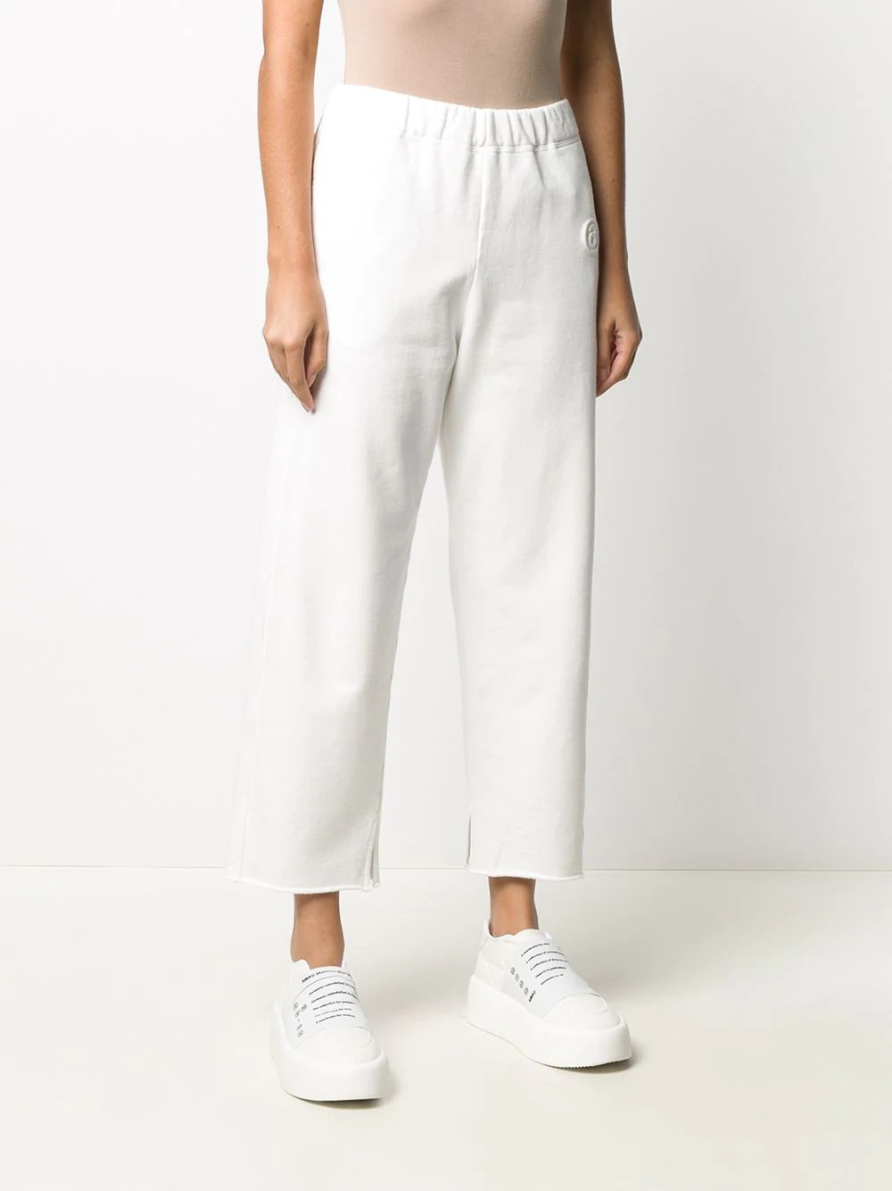 embroidered logo cropped trousers - 3