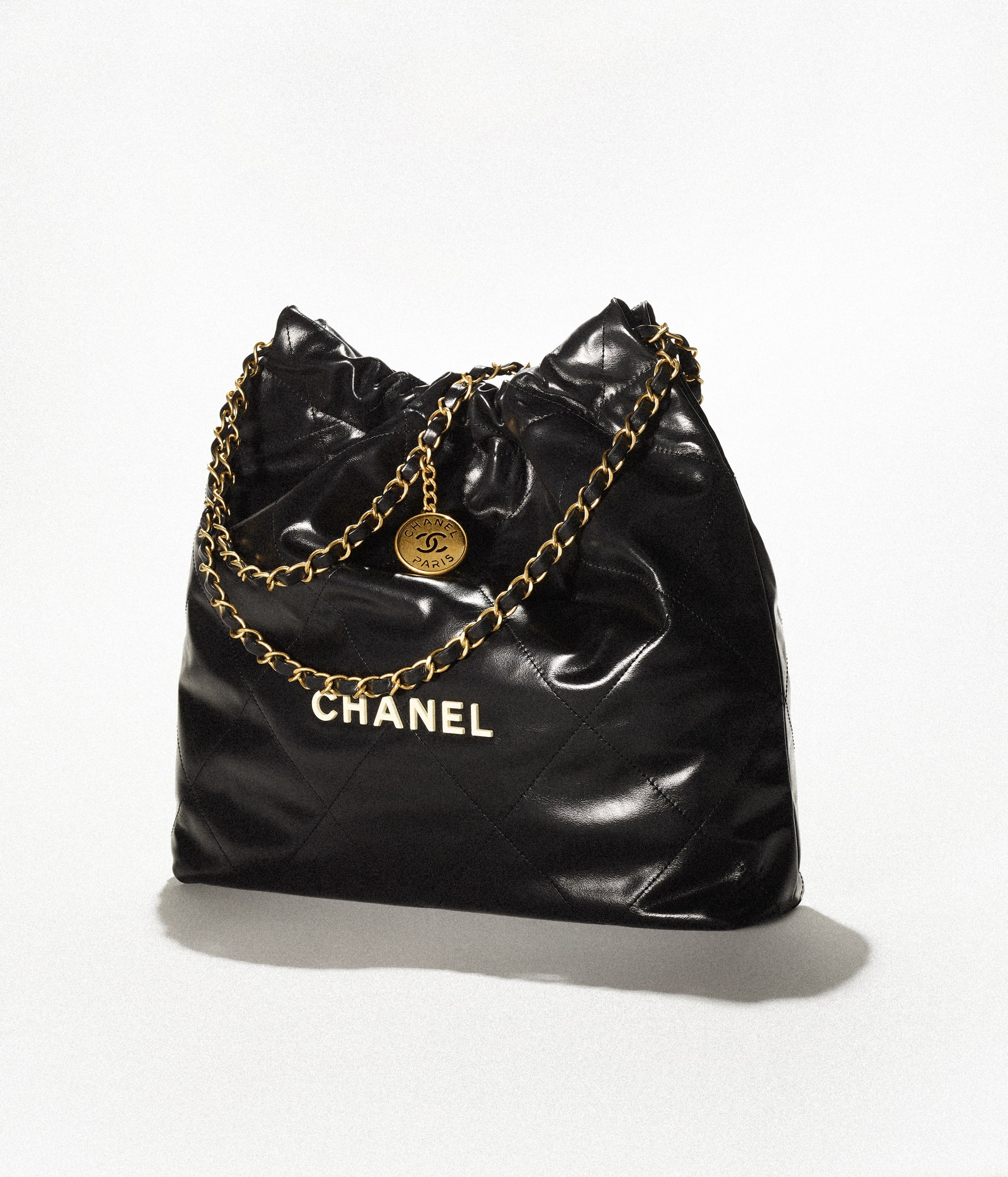 CHANEL 22 Handbag - 2