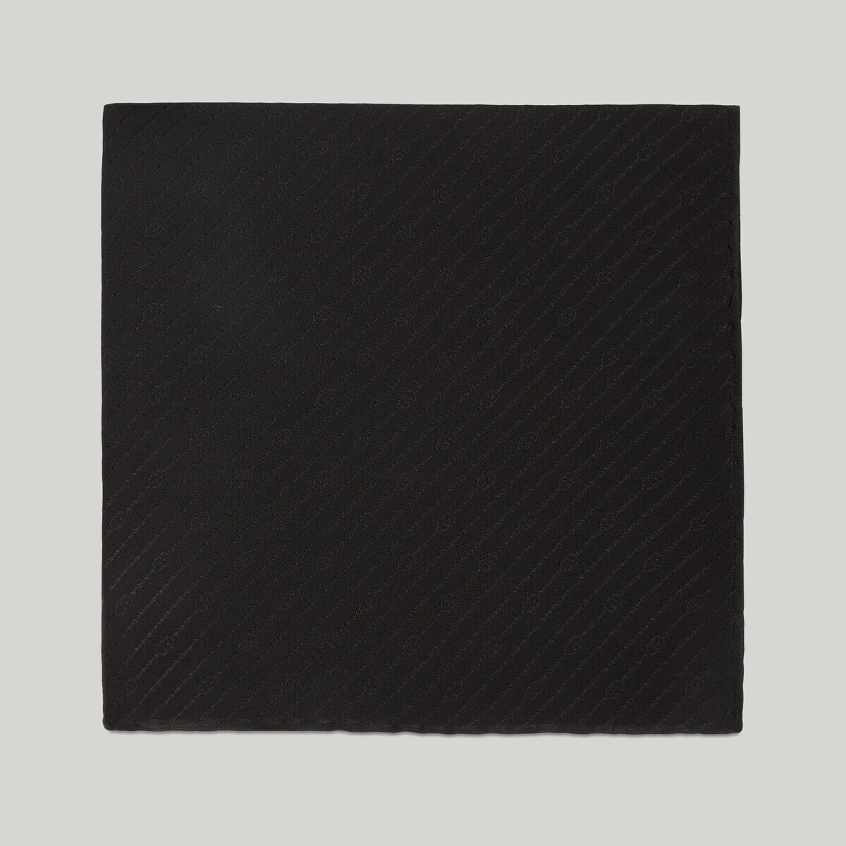 Interlocking G silk pocket square - 2