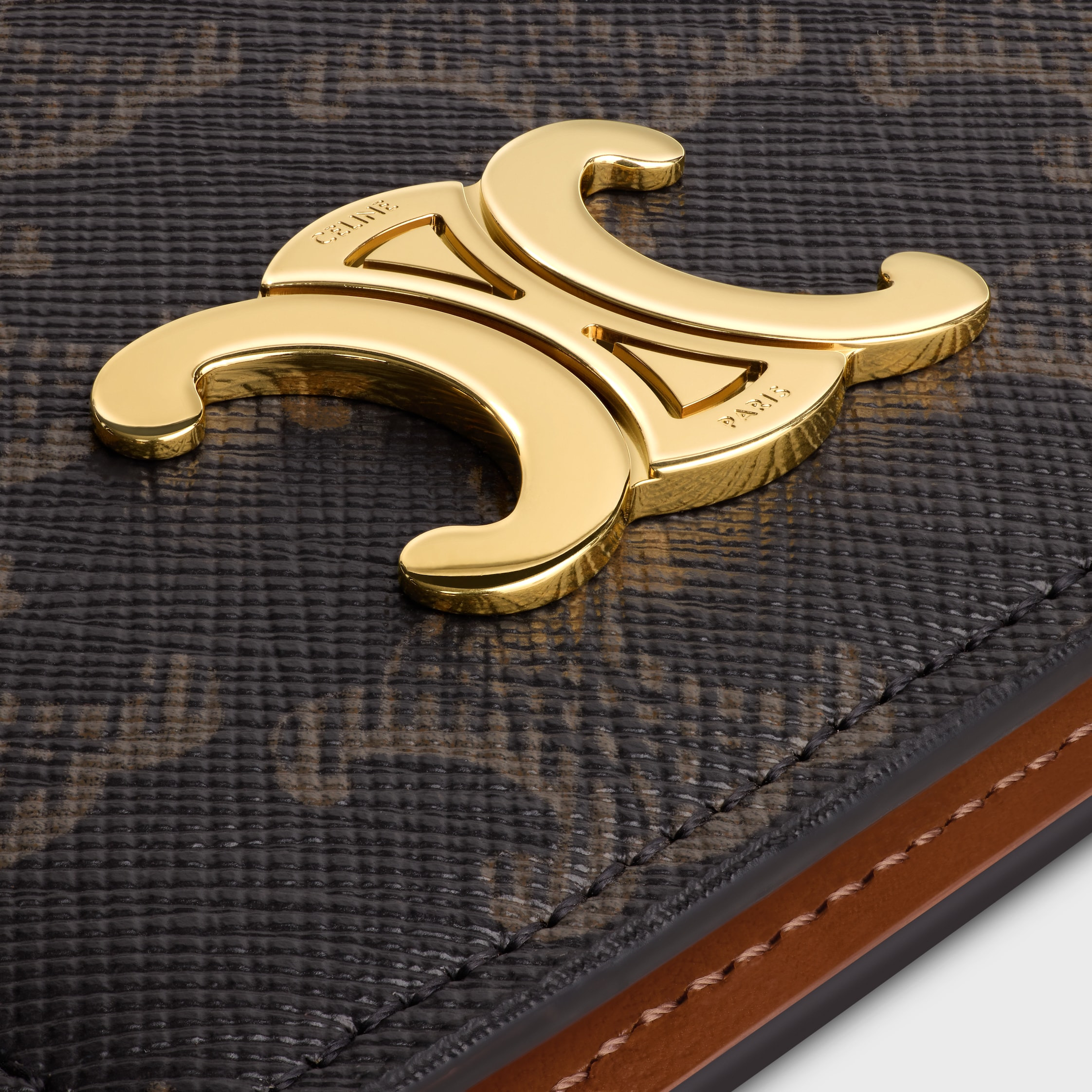 BI-FOLD CARD HOLDER IN Triomphe Canvas - 4