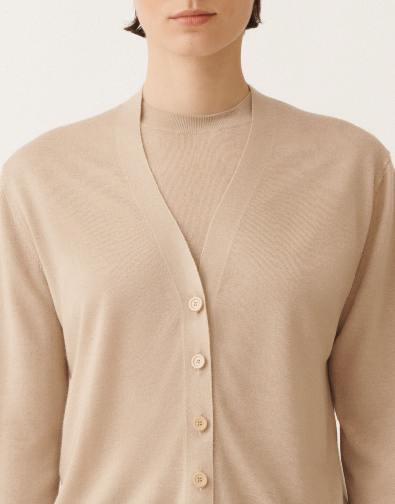 Cashmere and silk cardigan 5