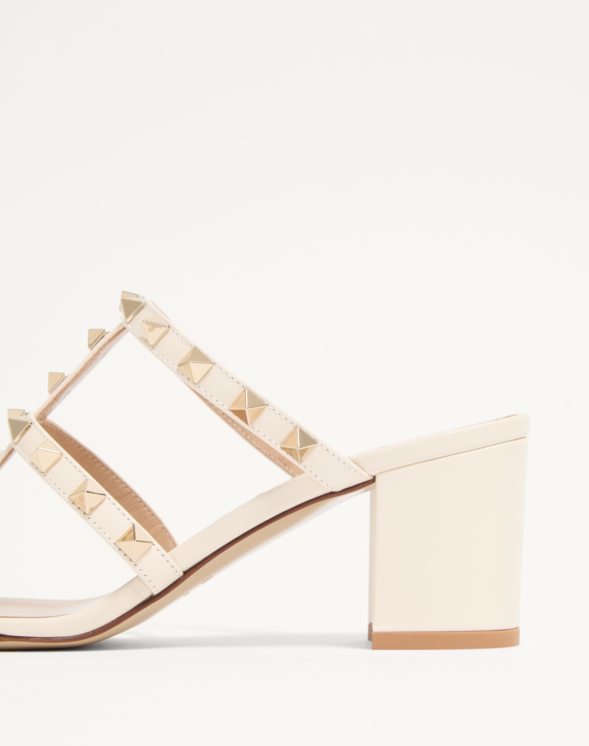 ROCKSTUD CALFSKIN LEATHER SLIDE SANDAL 60 MM - 7