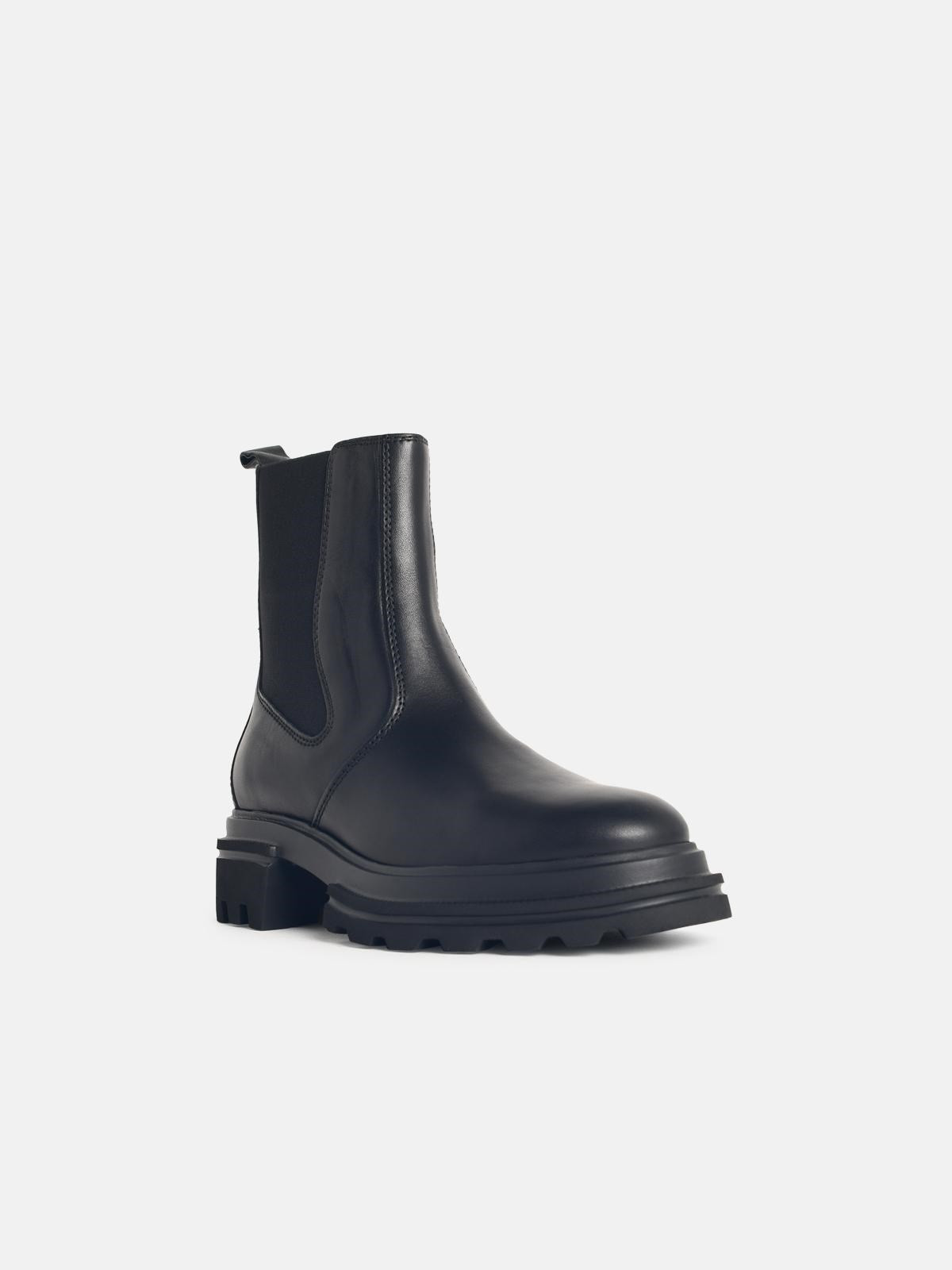 BLACK LEATHER ANKLE BOOTS - 2