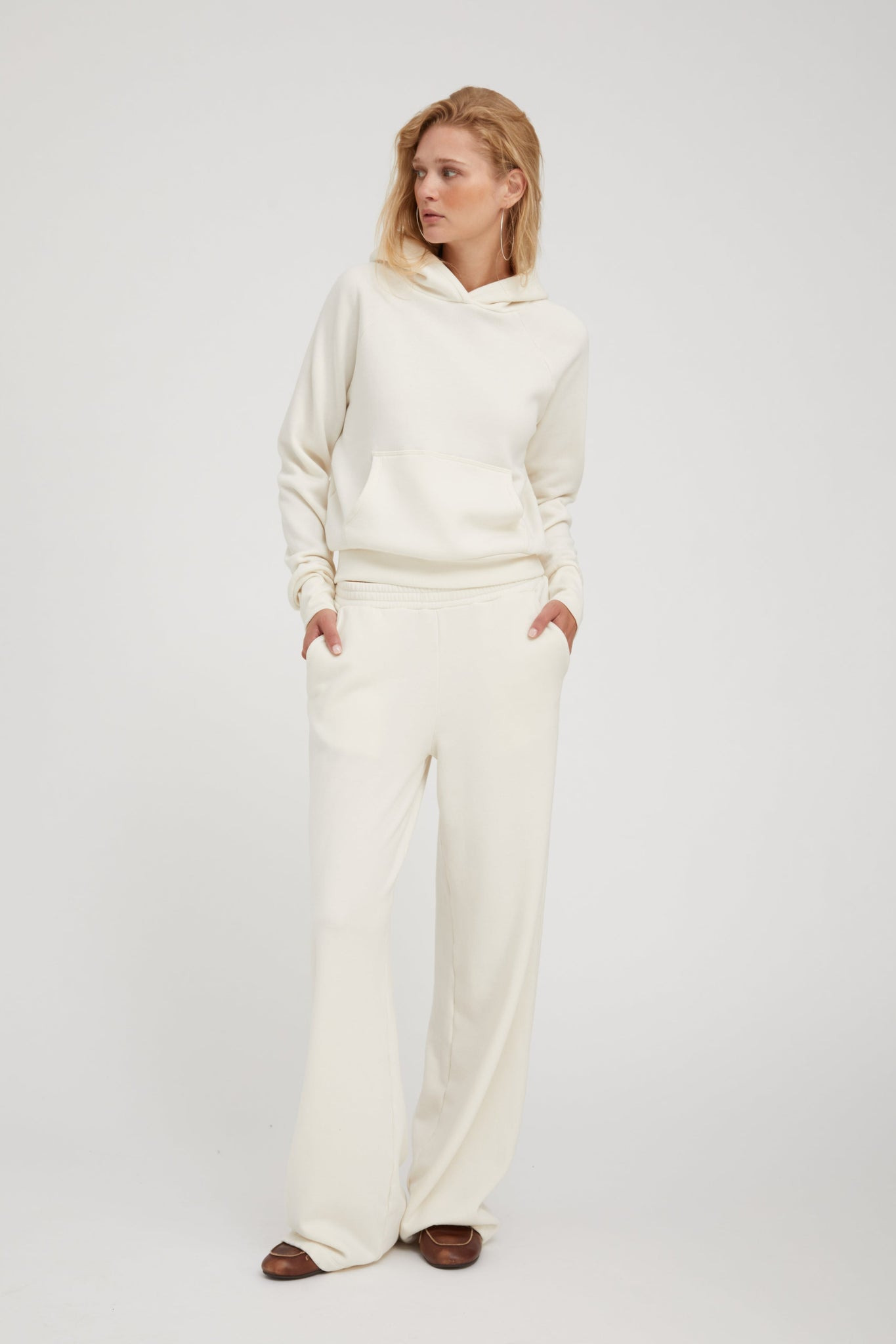 CREME SHRUNKEN HOODIE - 5