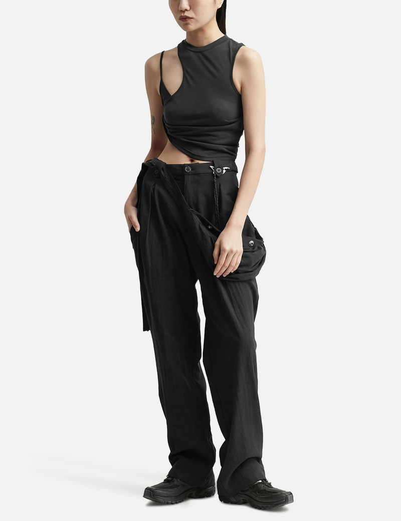 HYEIN SEO TWISTED CROP TOP outlook