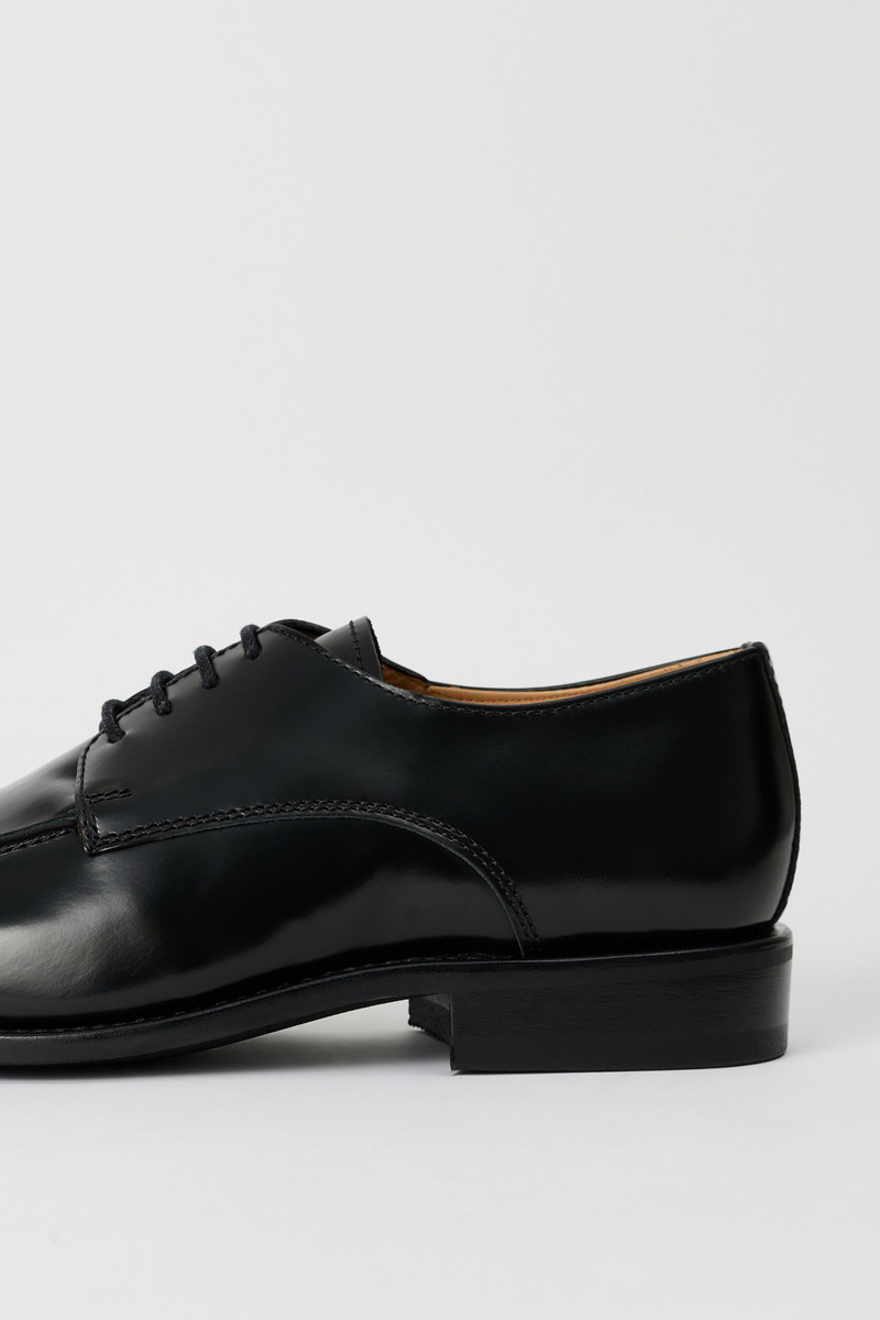 Railway Shoe Glazed Black Leather 3