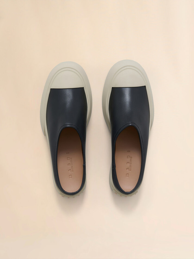 BLACK LEATHER PABLO SABOT 4