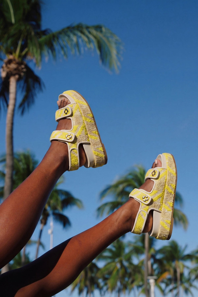 Larroudé Jetty Sandal Yellow Printed Fabric outlook