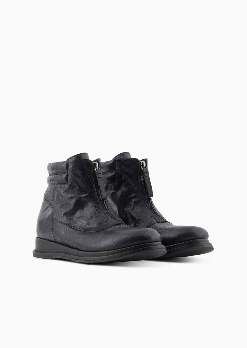 Vintage-effect leather ankle boots 2