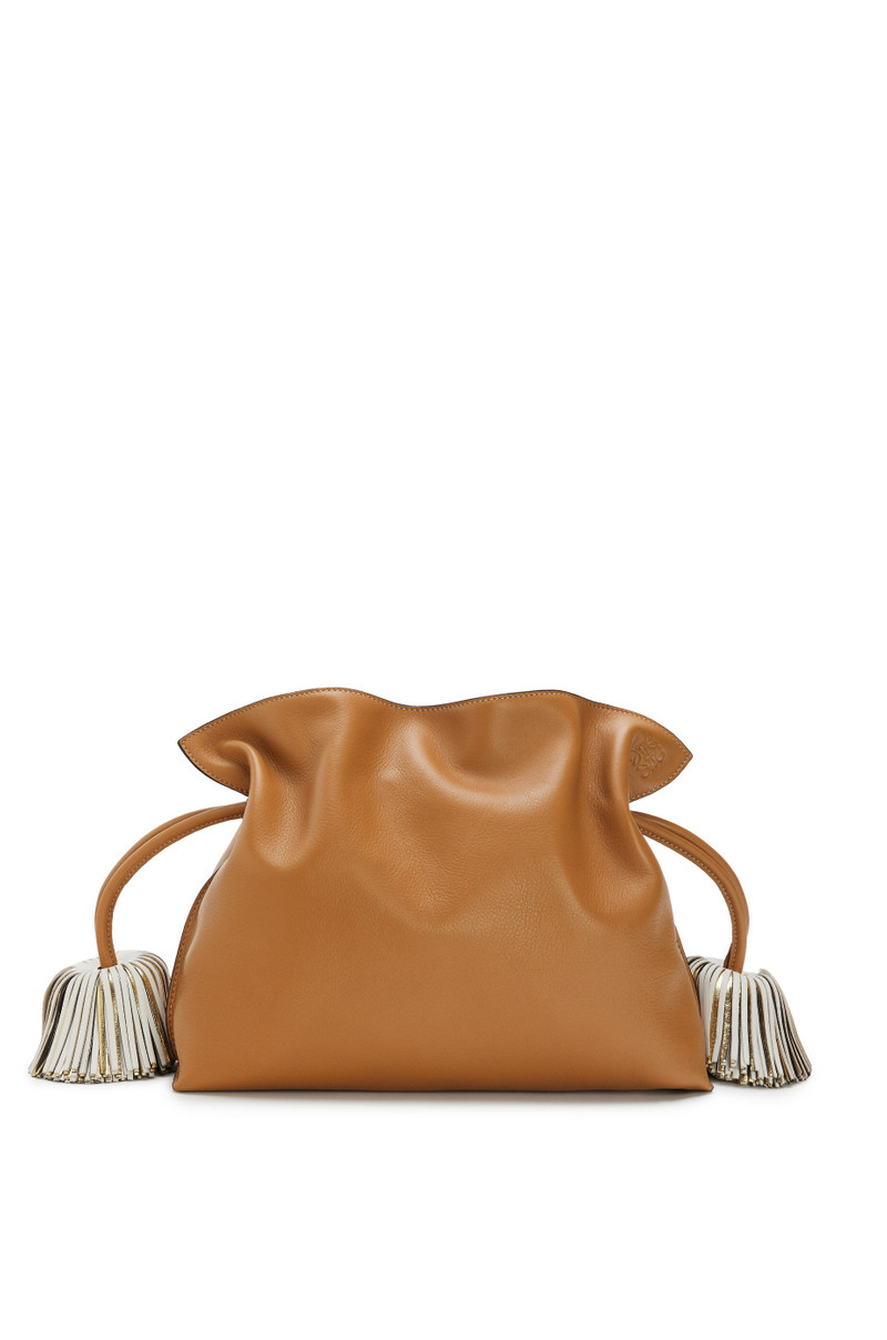 Flamenco clutch bell tassel in nappa calfskin 1