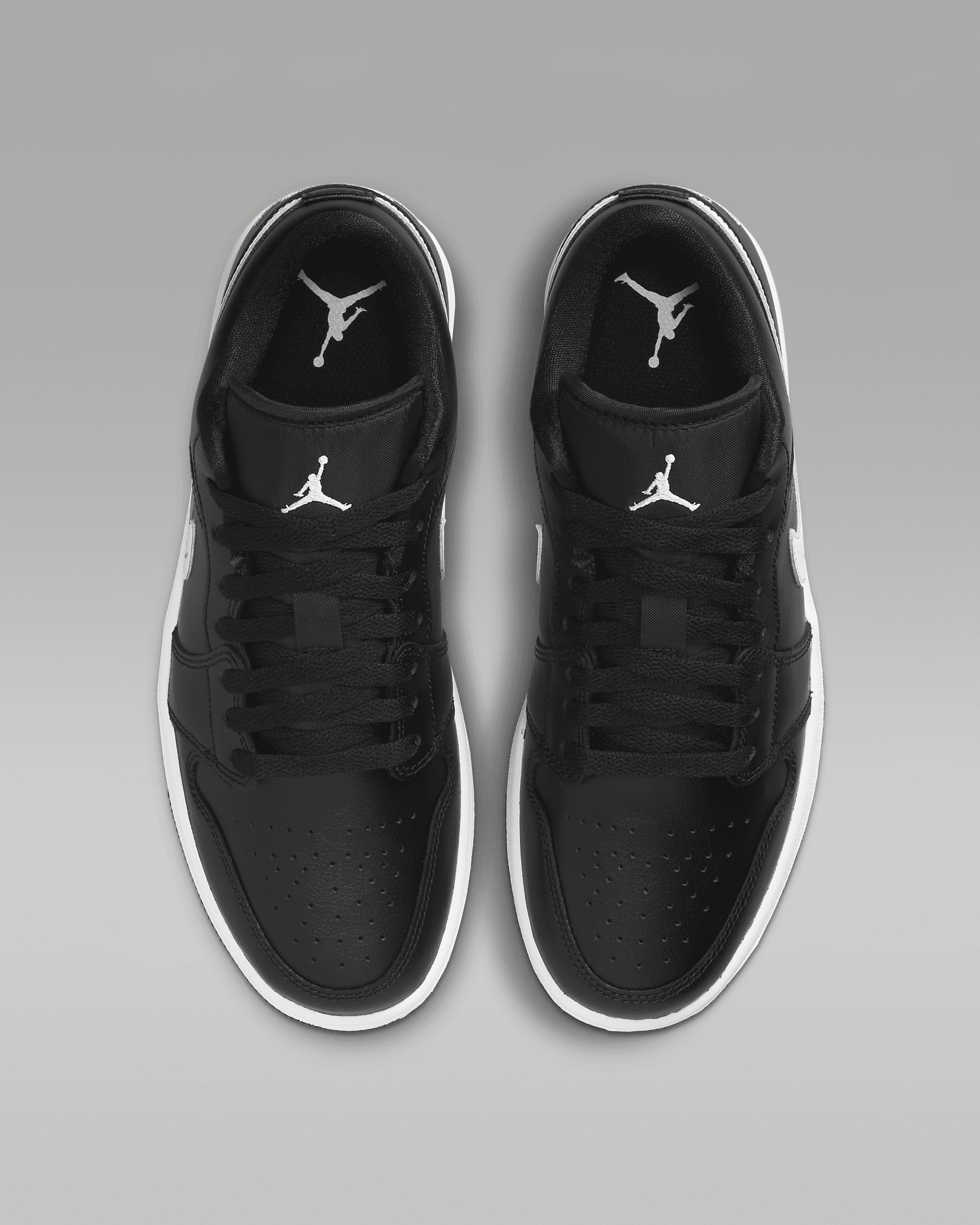 Air Jordan 1 Low Women's Shoes - 4
