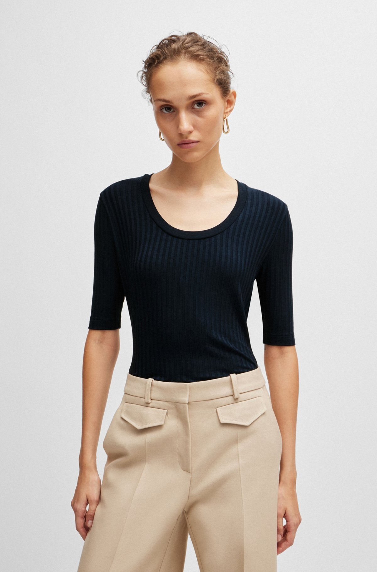 SCOOP-NECK TOP IN STRETCH FABRIC - 2