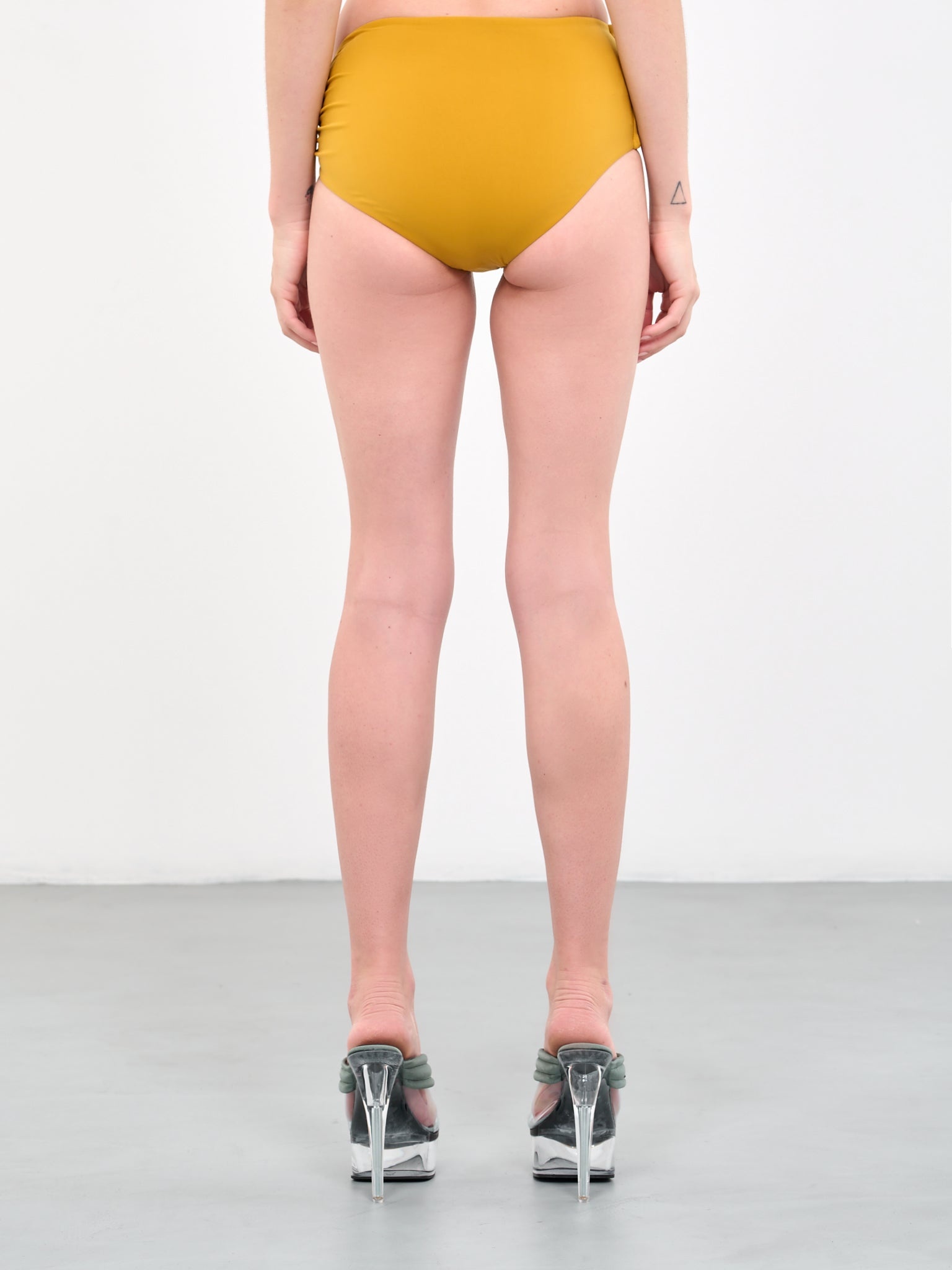 U Prong Brief - 3