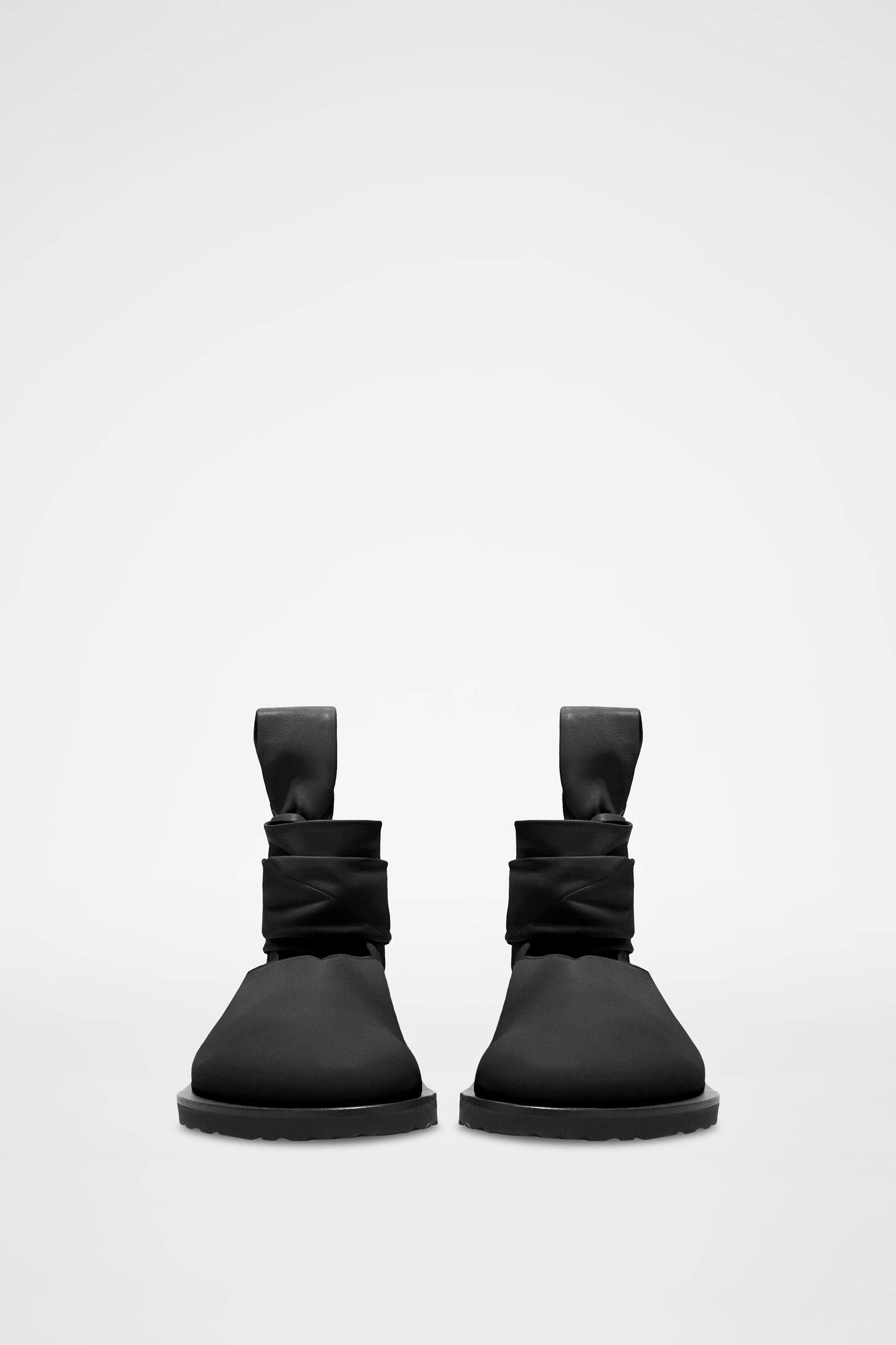 Velan Clogs - 5