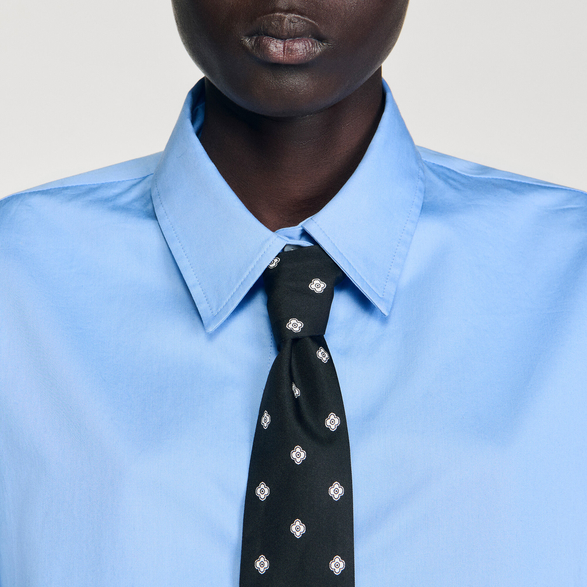 CROPPED SHIRT WITH DETACHABLE TIE - 3