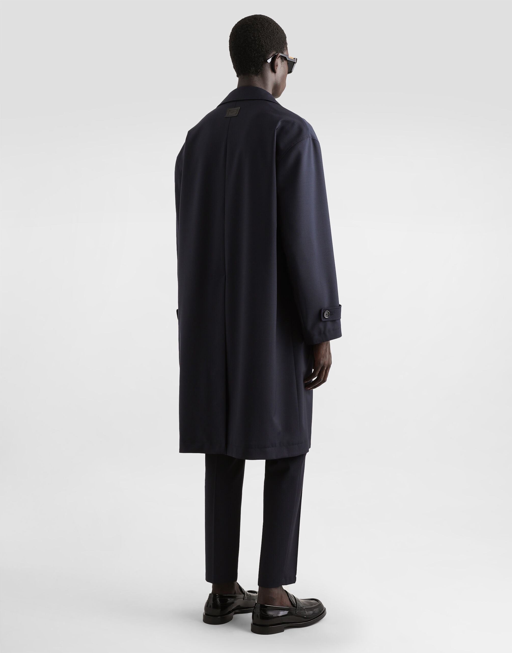 Single-breasted wool trench coat - 3