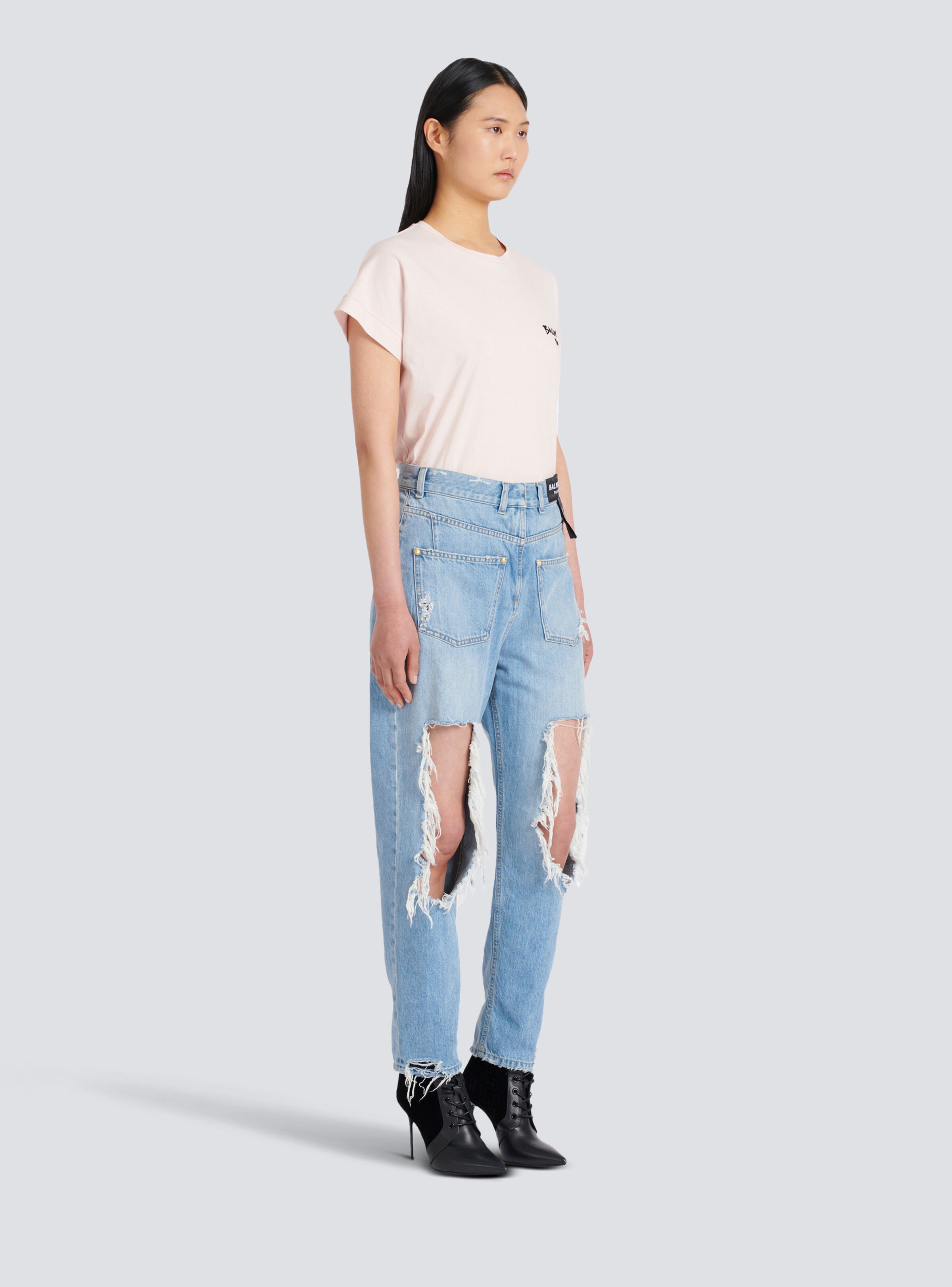 Destroyed reverse boyfriend cut jeans - 5