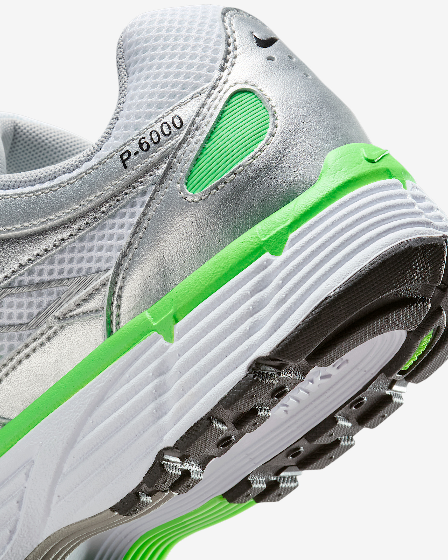 Nike P-6000 SE Men's Shoes - 8