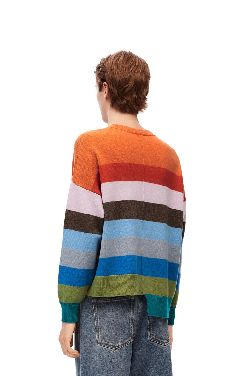 Asymmetric sweater in wool 4