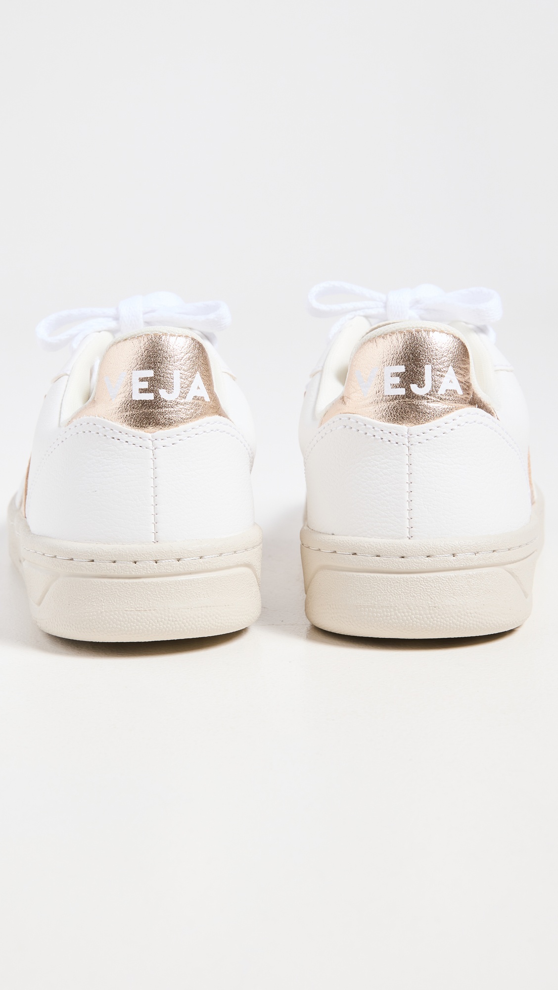 V-10 Sneakers - 2