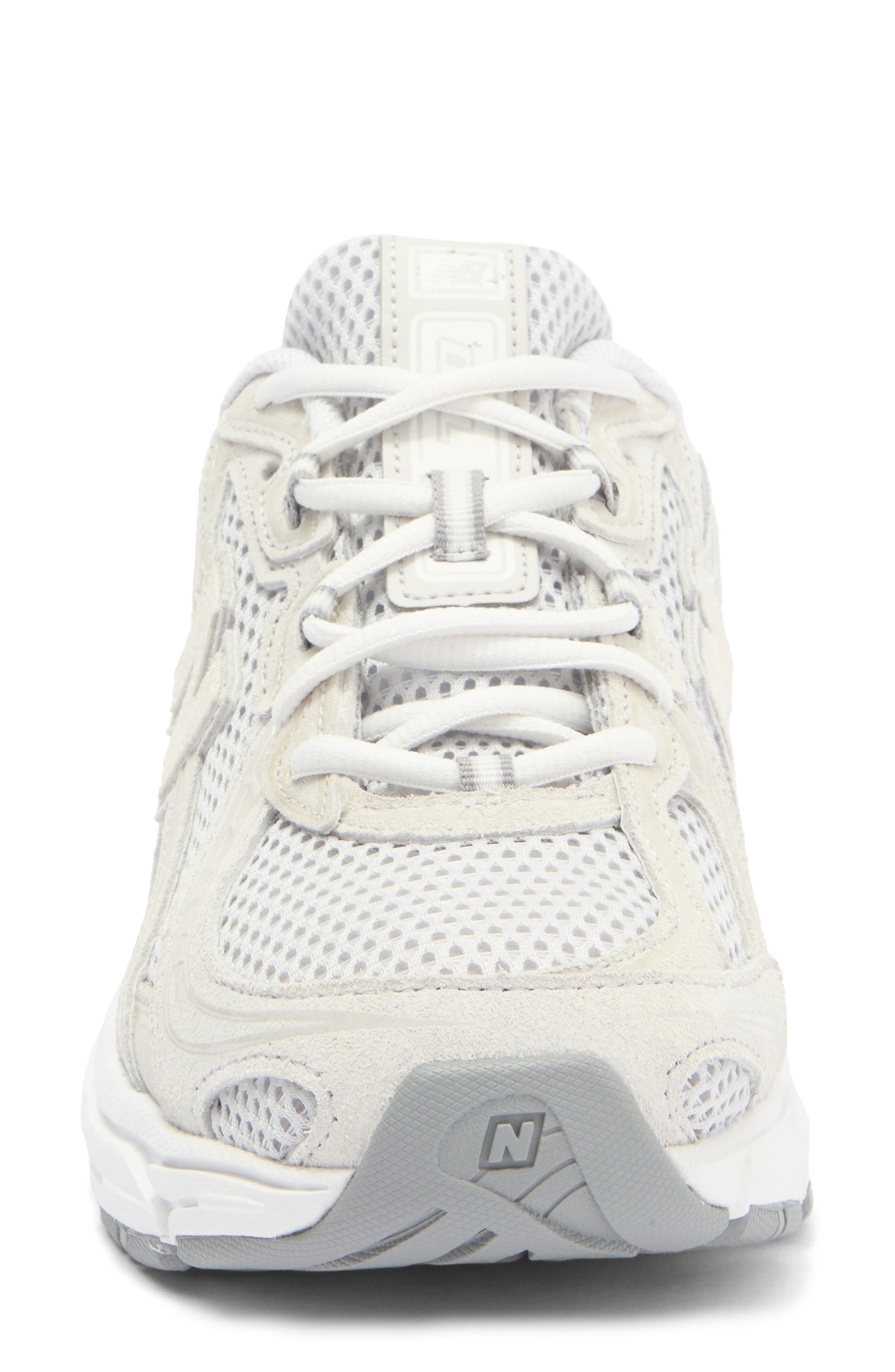 New Balance Gender Inclusive 740 Sneaker in Grey/Reflection at Nordstrom - 4