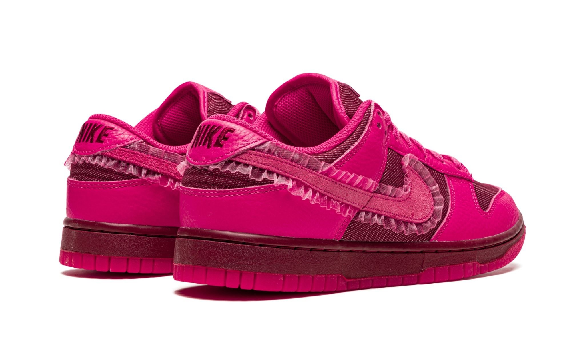 Dunk Low WMNS "Valentine’s Day" - 3