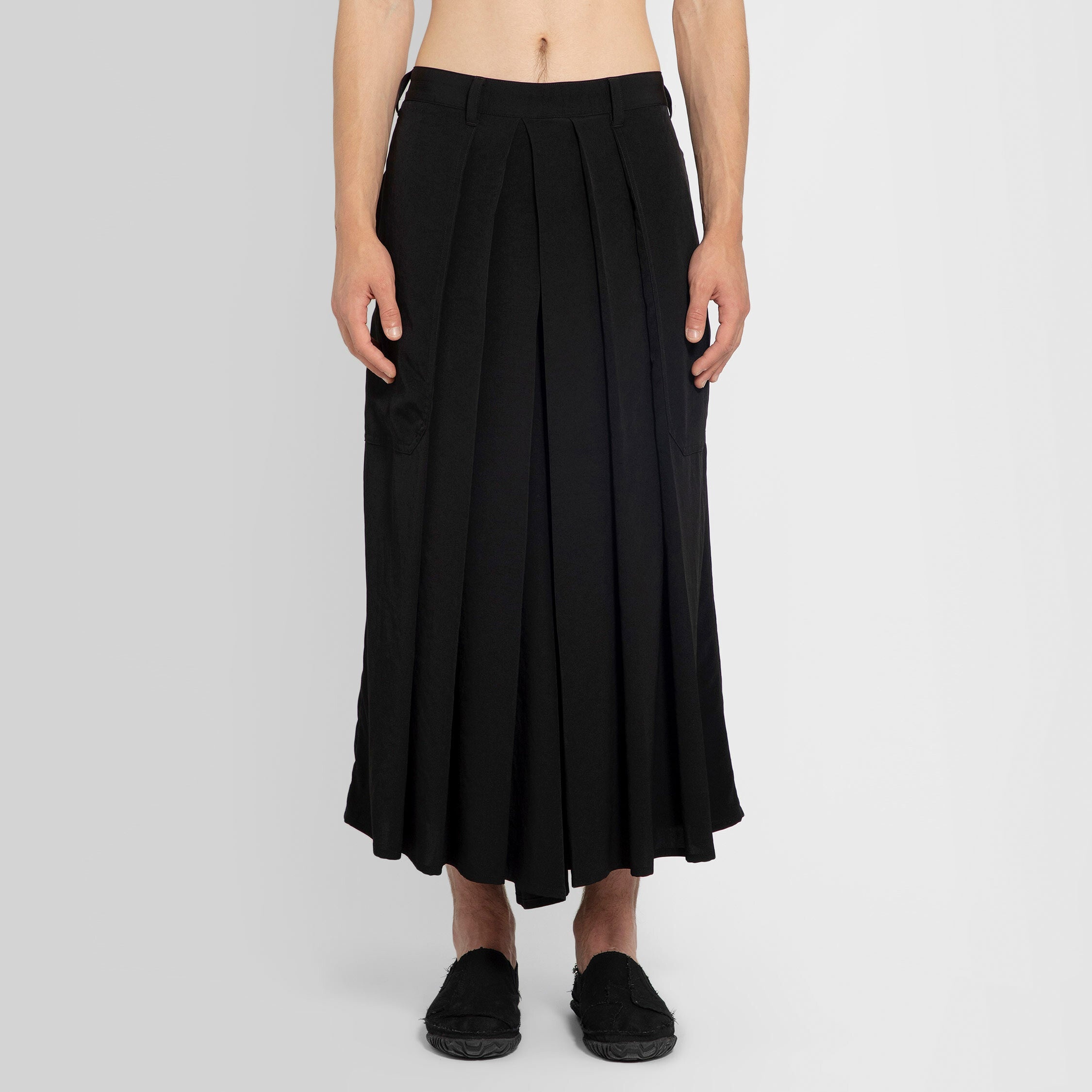 YOHJI YAMAMOTO MAN BLACK TROUSERS - 6