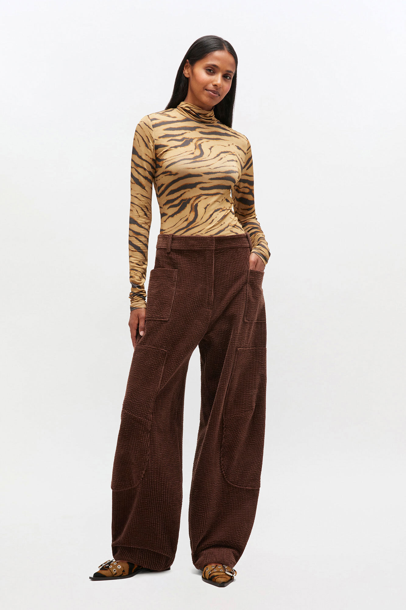 BROWN CORDUROY PANTS - 2