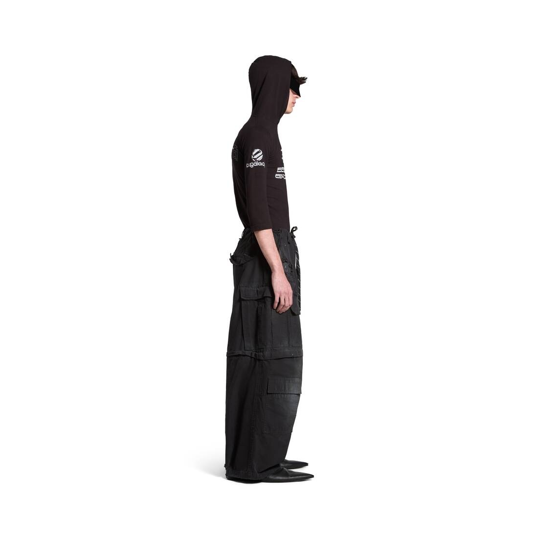 BALENCIAGA Balenciaga Large Cargo Pants in Black | REVERSIBLE