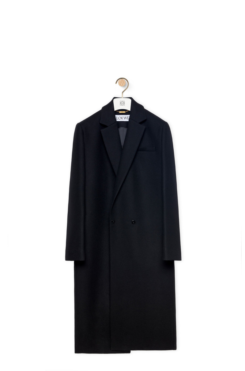 Tailored coat in wool 1