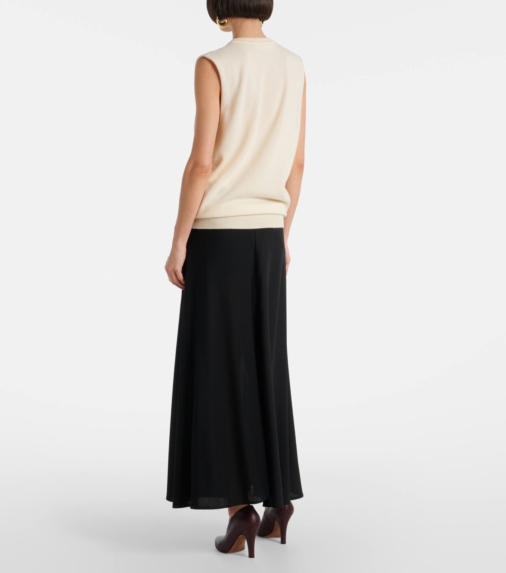 Cashmere sweater vest - 3