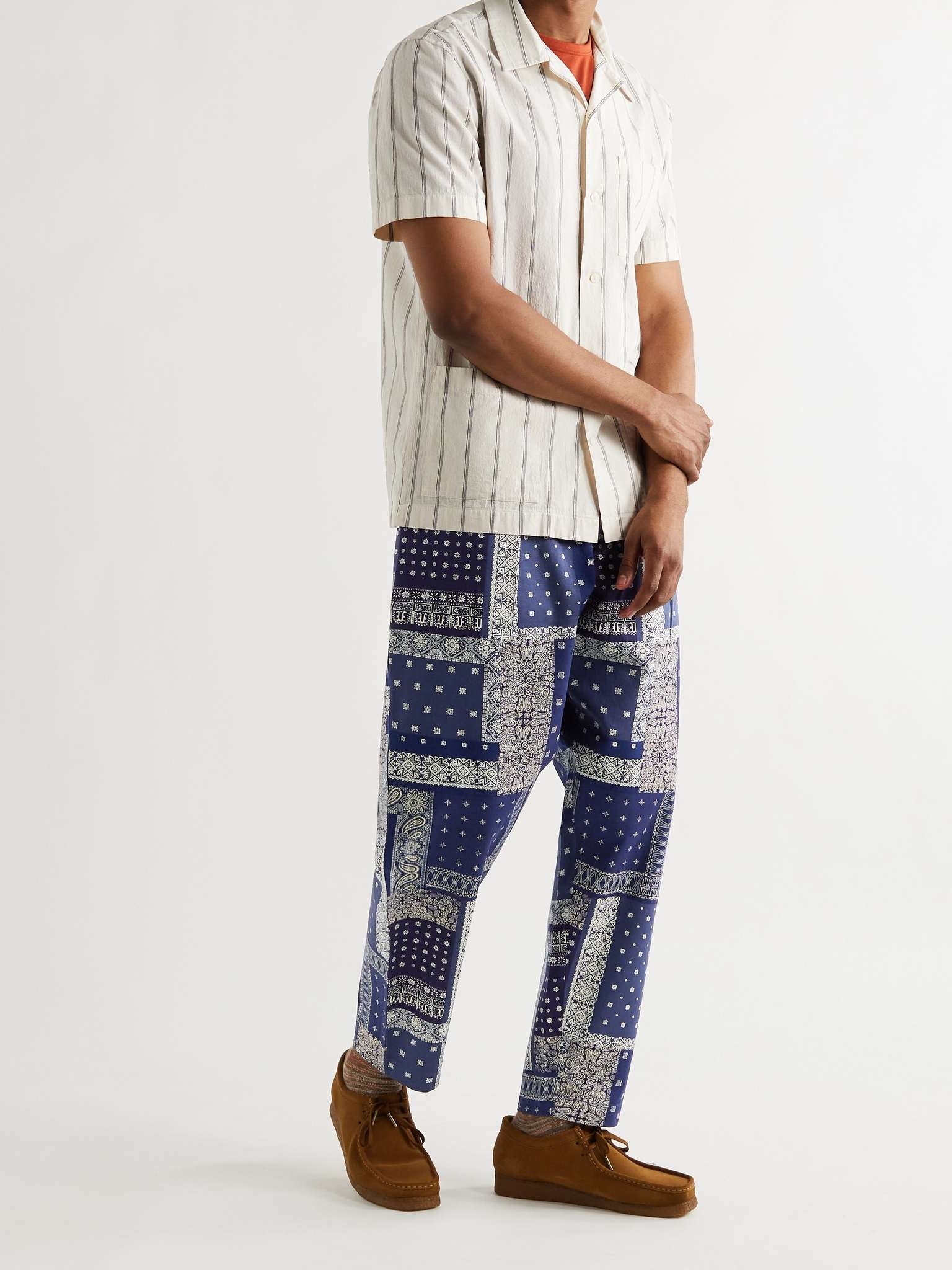 Tapered Pleated Bandana-Print Cotton Trousers - 2