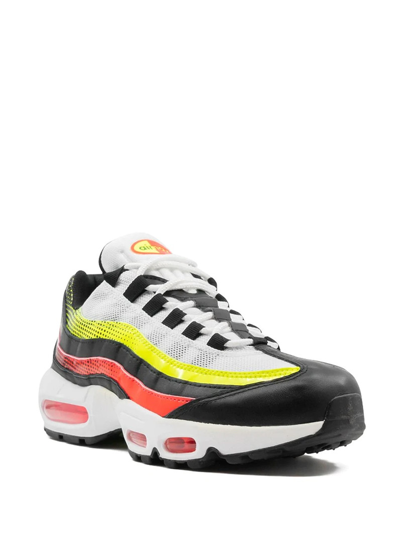 Nike Air Max 95 SE "Solar Red" sneakers outlook