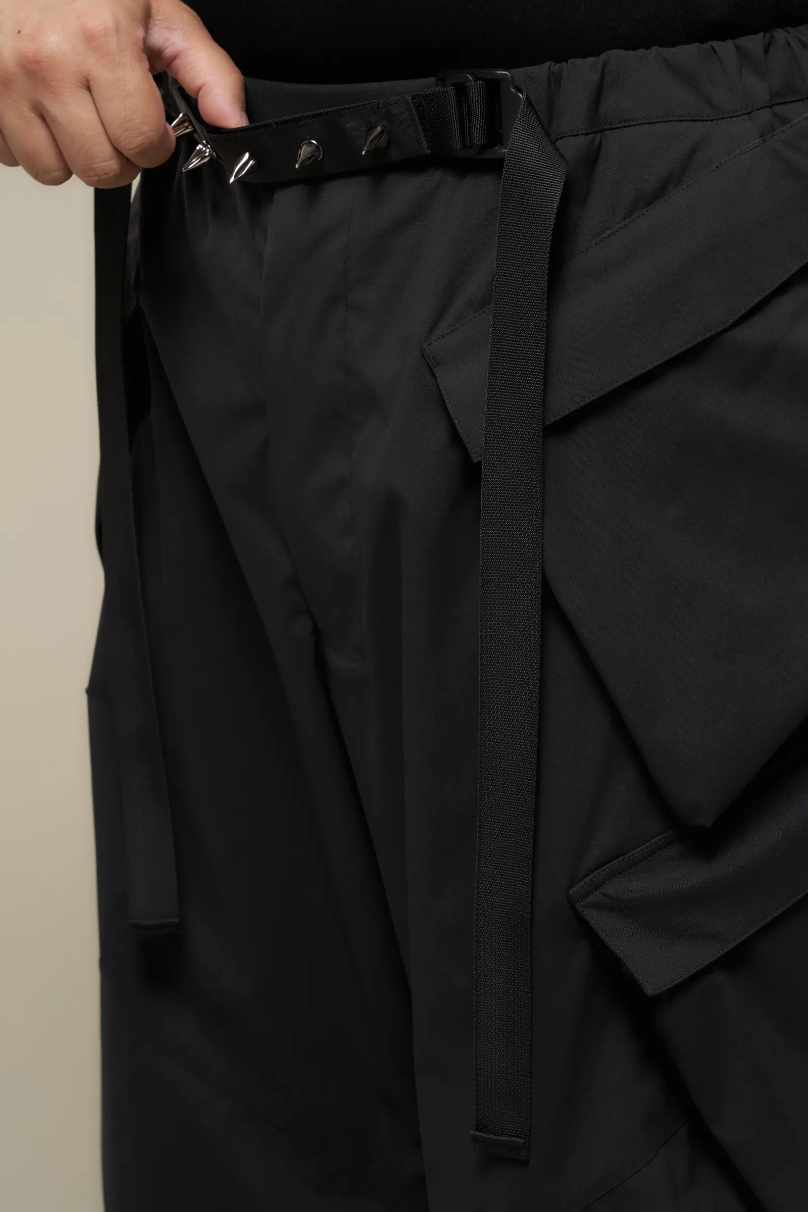P56A-E Encapsulated Nylon Double Cargo Trouser Black - 20