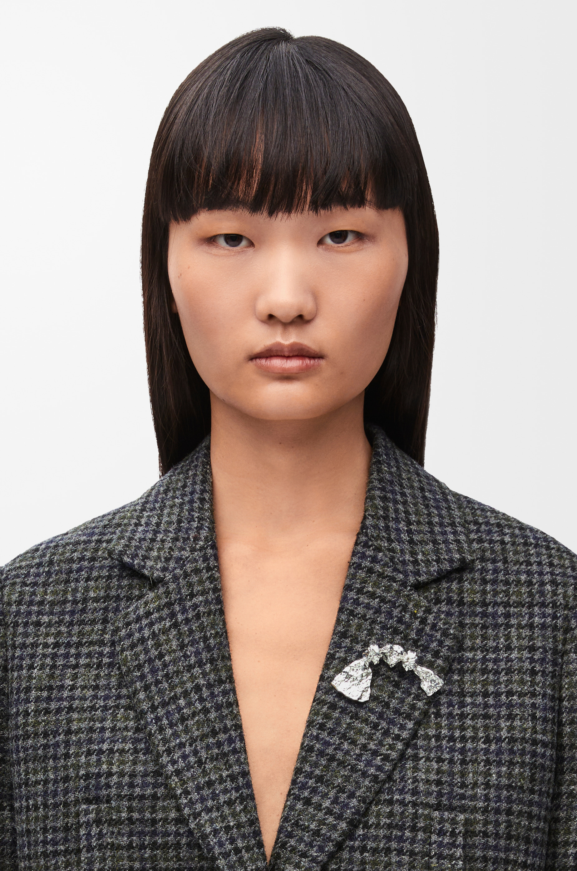 BoWED Tie brooch in sterling silver - 2