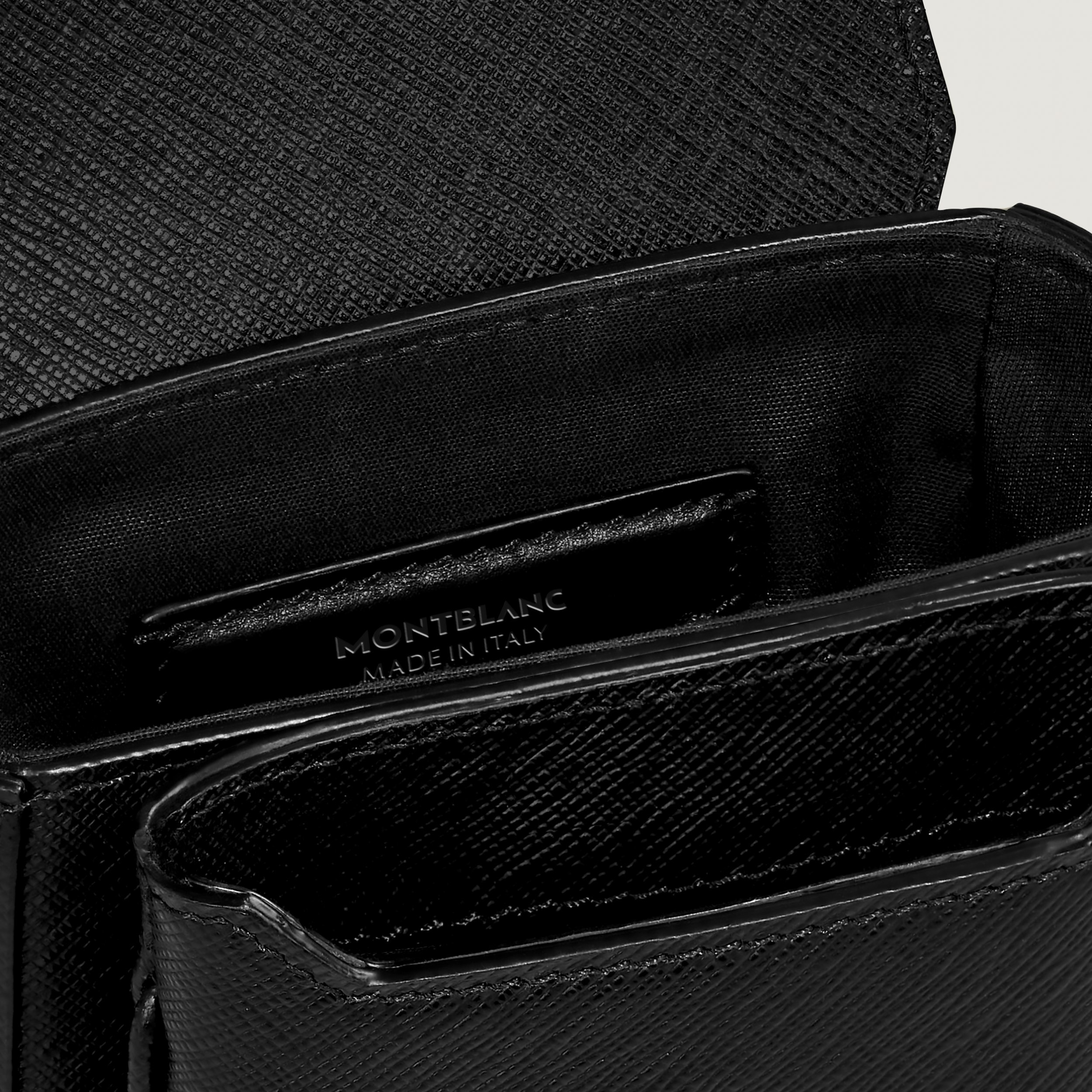 Sartorial vertical messenger - 4