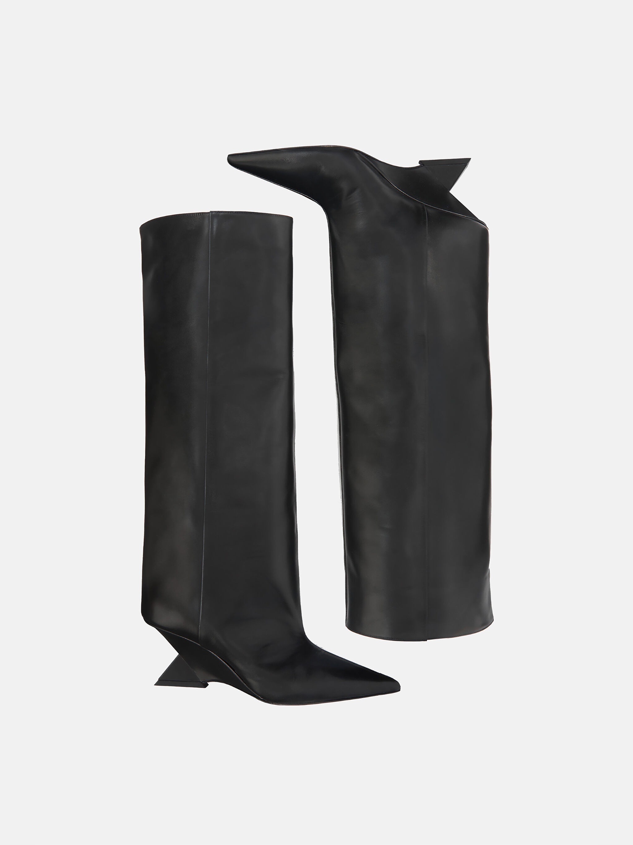 ''CHEOPE'' BLACK TUBE BOOT - 4