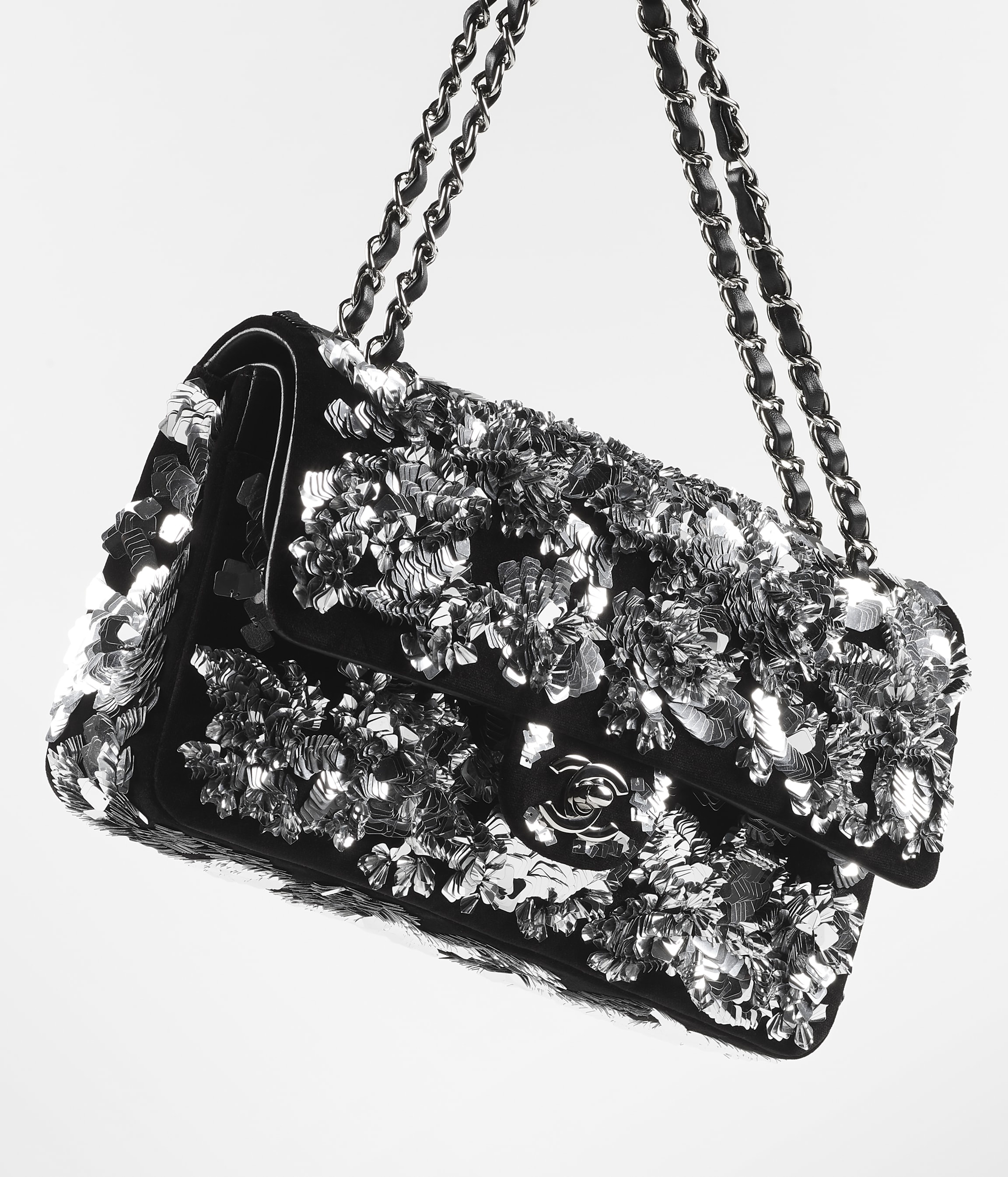 Classic Handbag - 4
