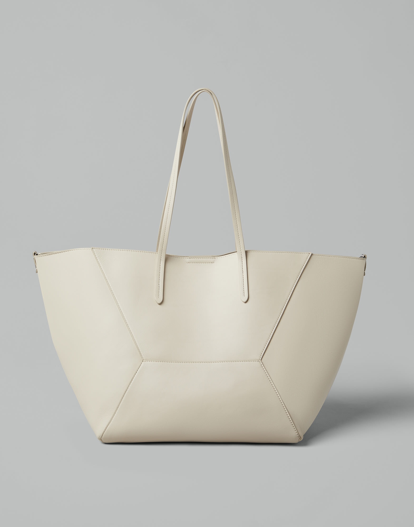 Calfskin shopper bag with monili - 2