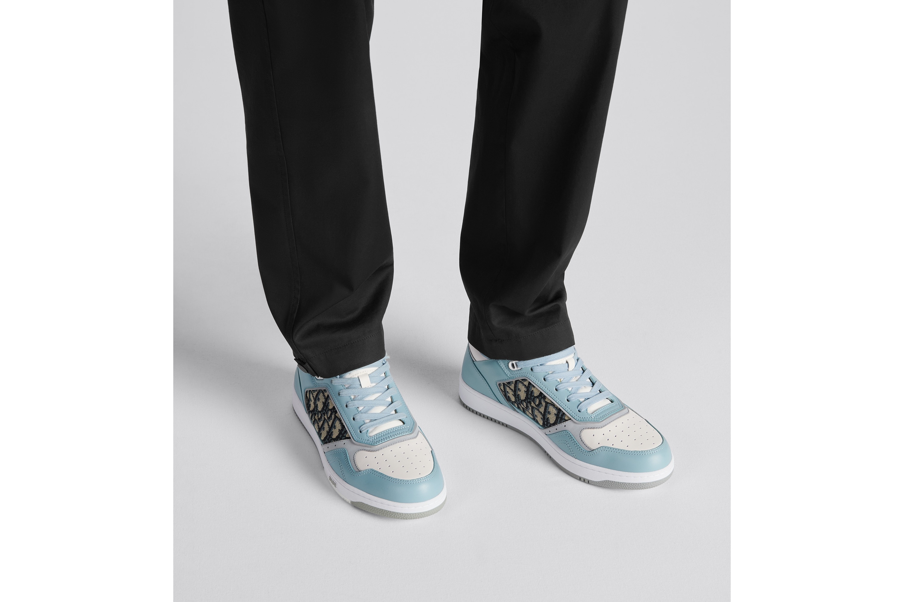 B27 Low-Top Sneaker - 2