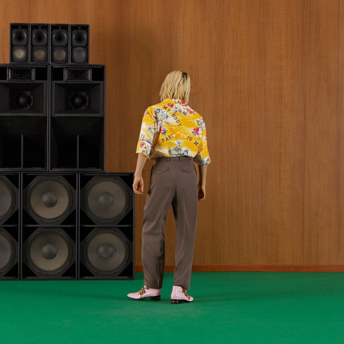 Wool pants with Gucci label - 3