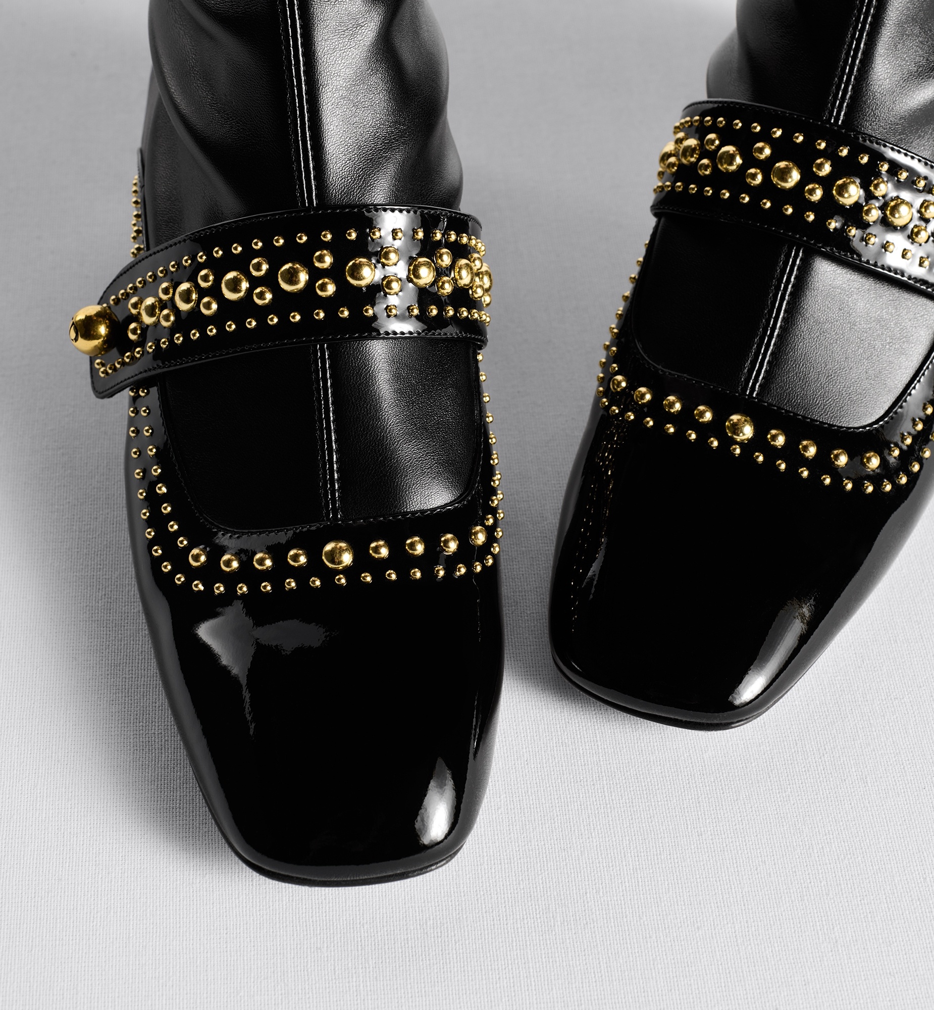 Belle-D Heeled Ankle Boot - 4