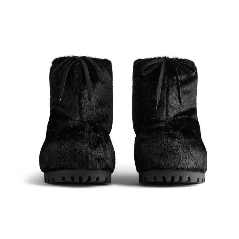 Women's Skiwear - Alaska Low Boot in Black 3