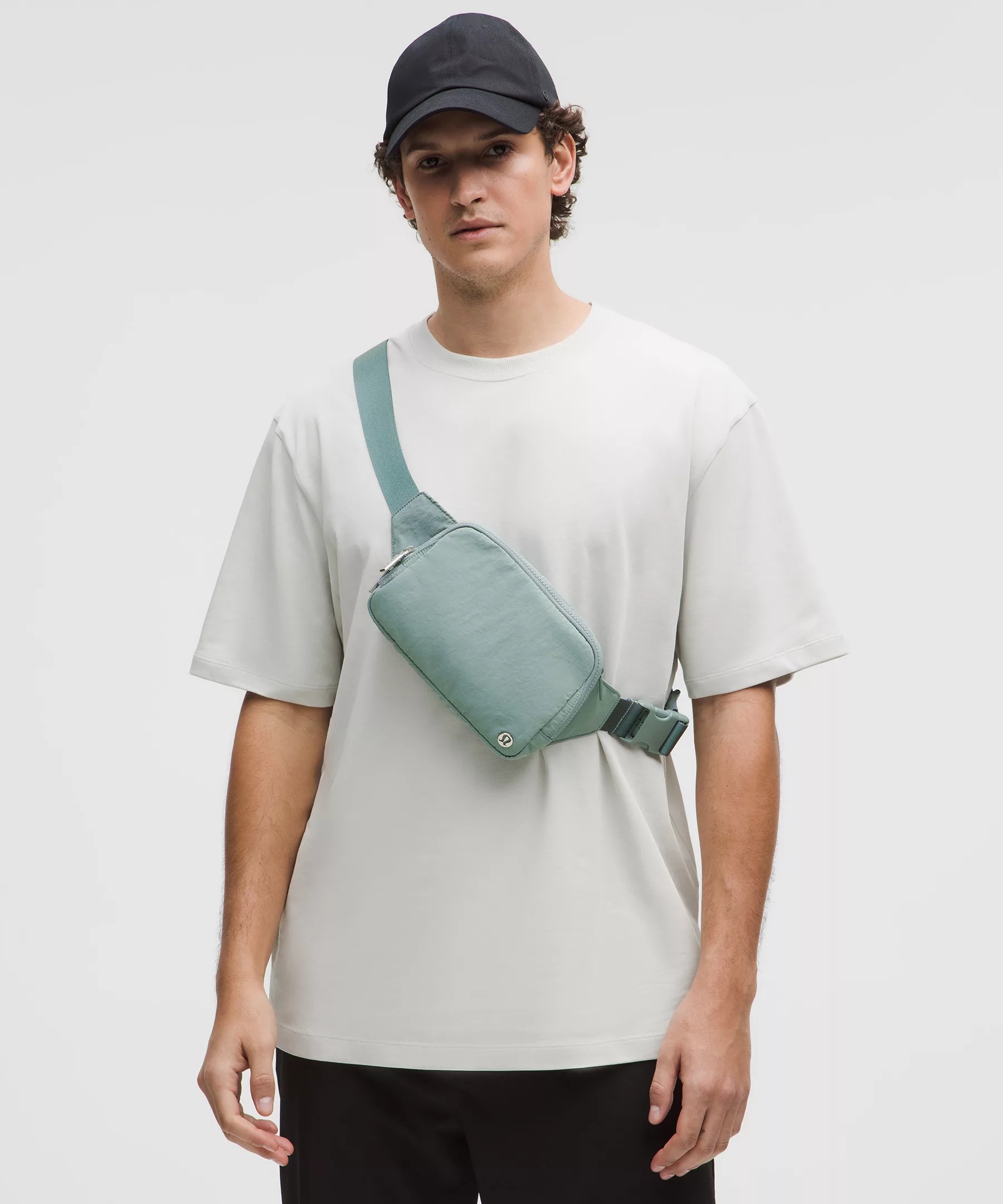 Everywhere Belt Bag Large 2L - 6