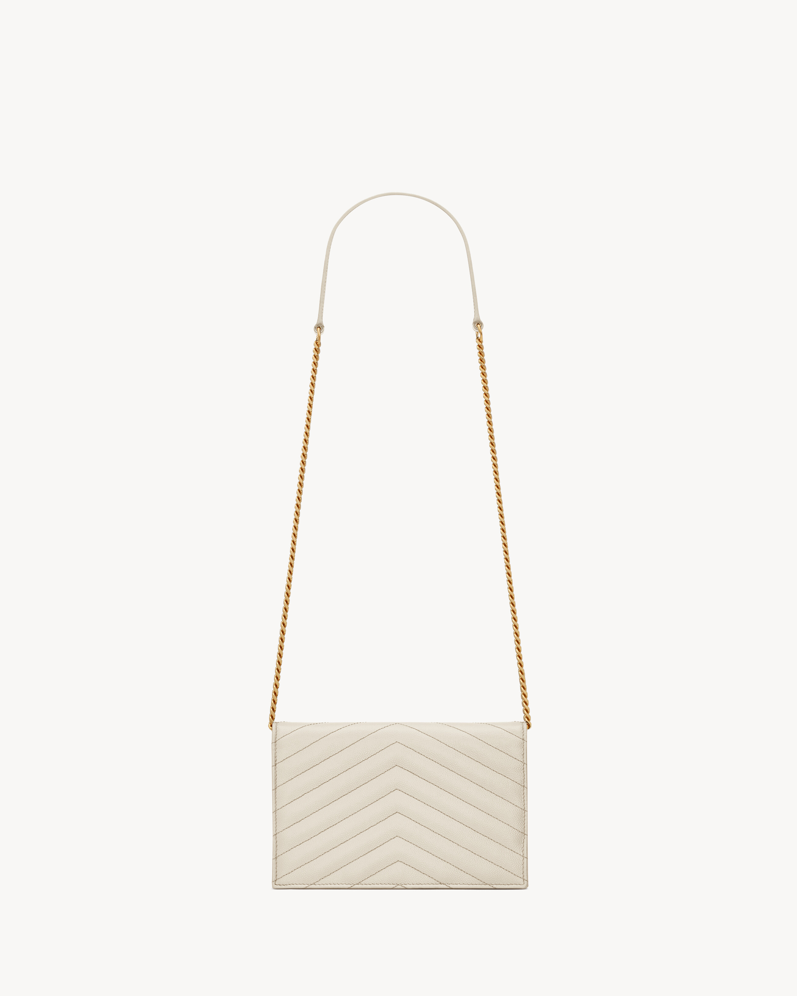 CASSANDRE ENVELOPE CHAIN WALLET IN GRAIN DE POUDRE LEATHER - 2