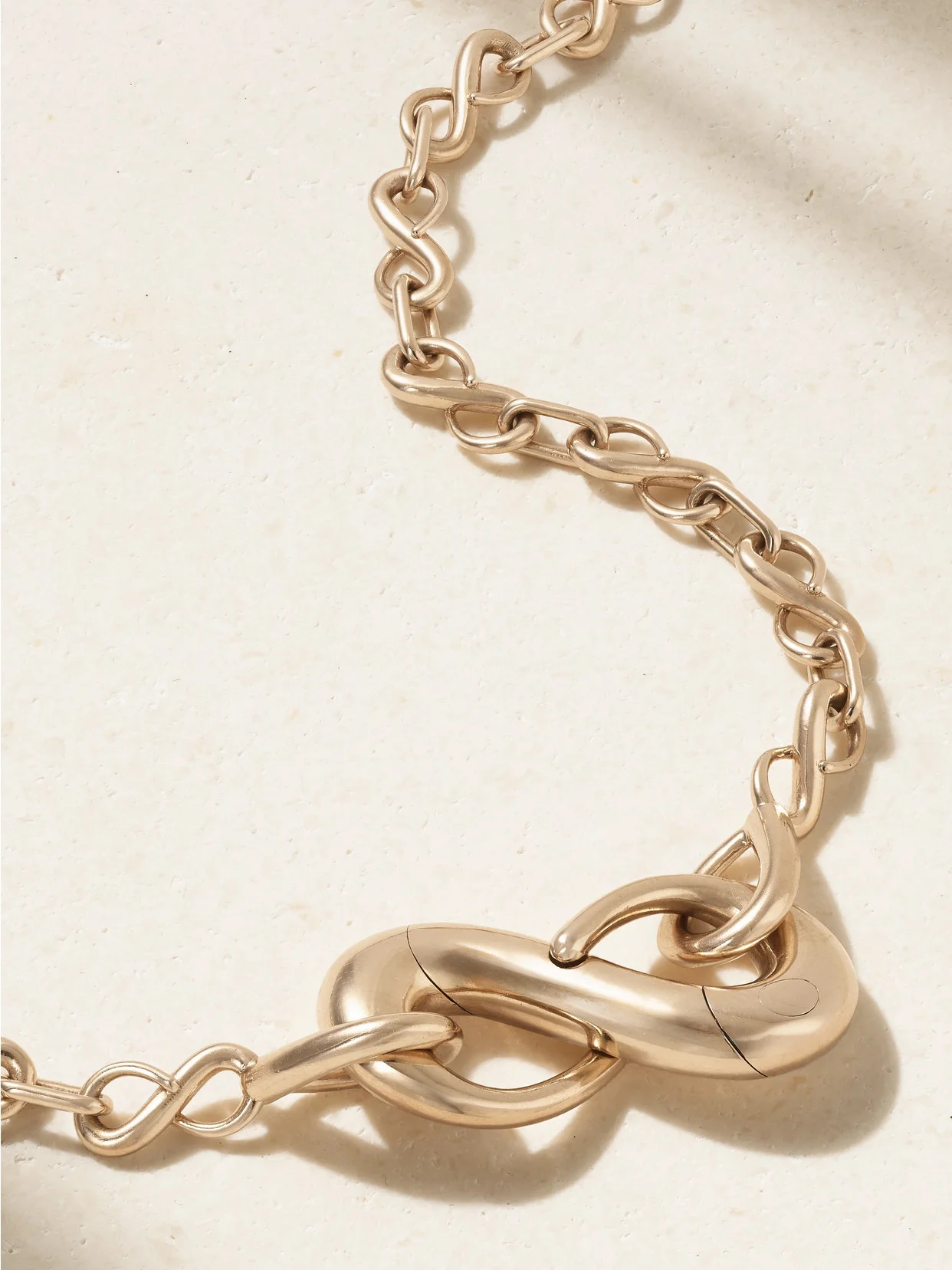 Myriad Lock 18-karat Gold Necklace - 1
