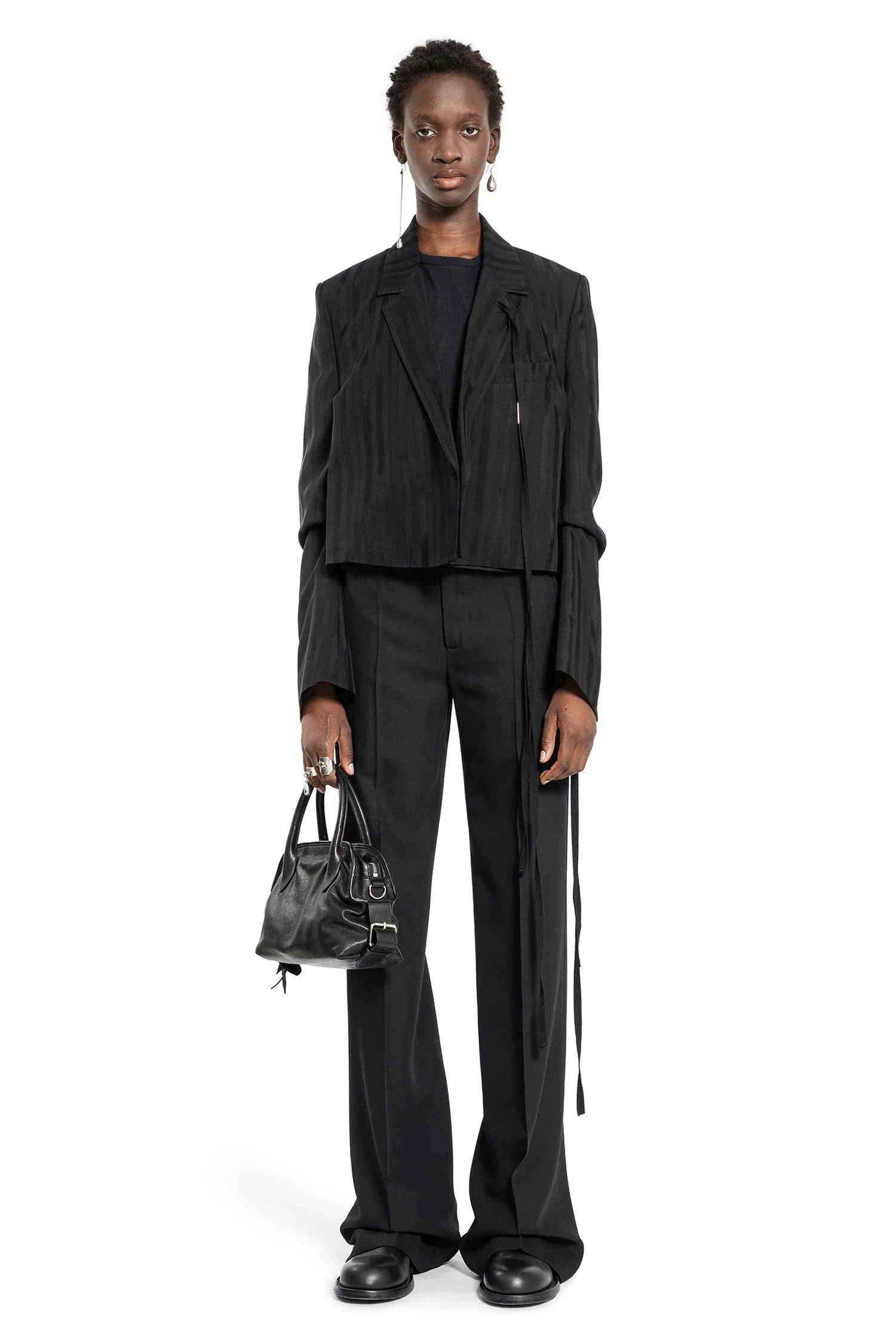 Inge-Cropped-Blazer-In-Striped-Viscose - 4