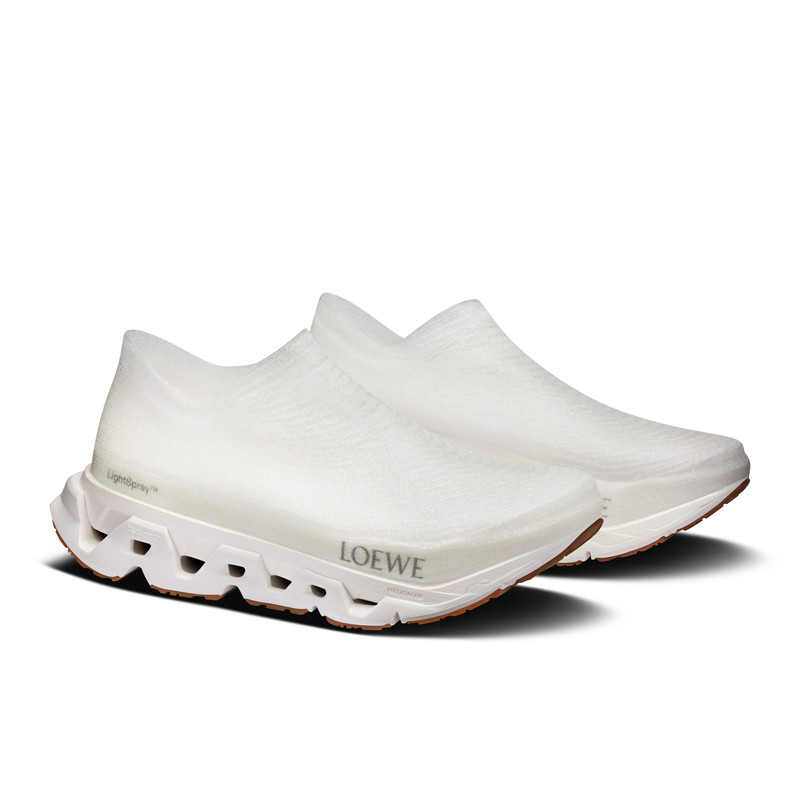LightSpray Cloudmonster LOEWE 6