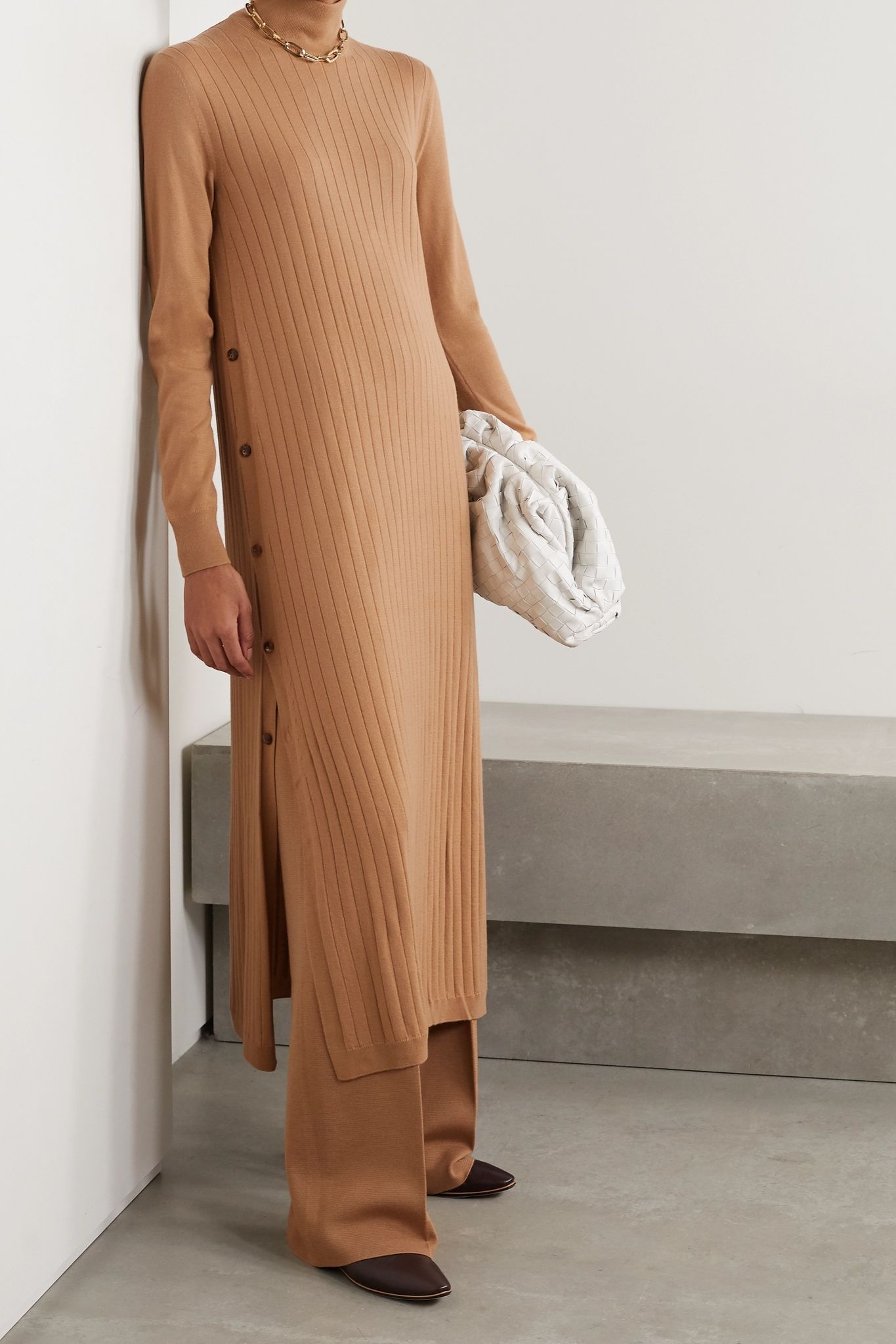 Times Square ribbed cashmere turtleneck midi dress - 2